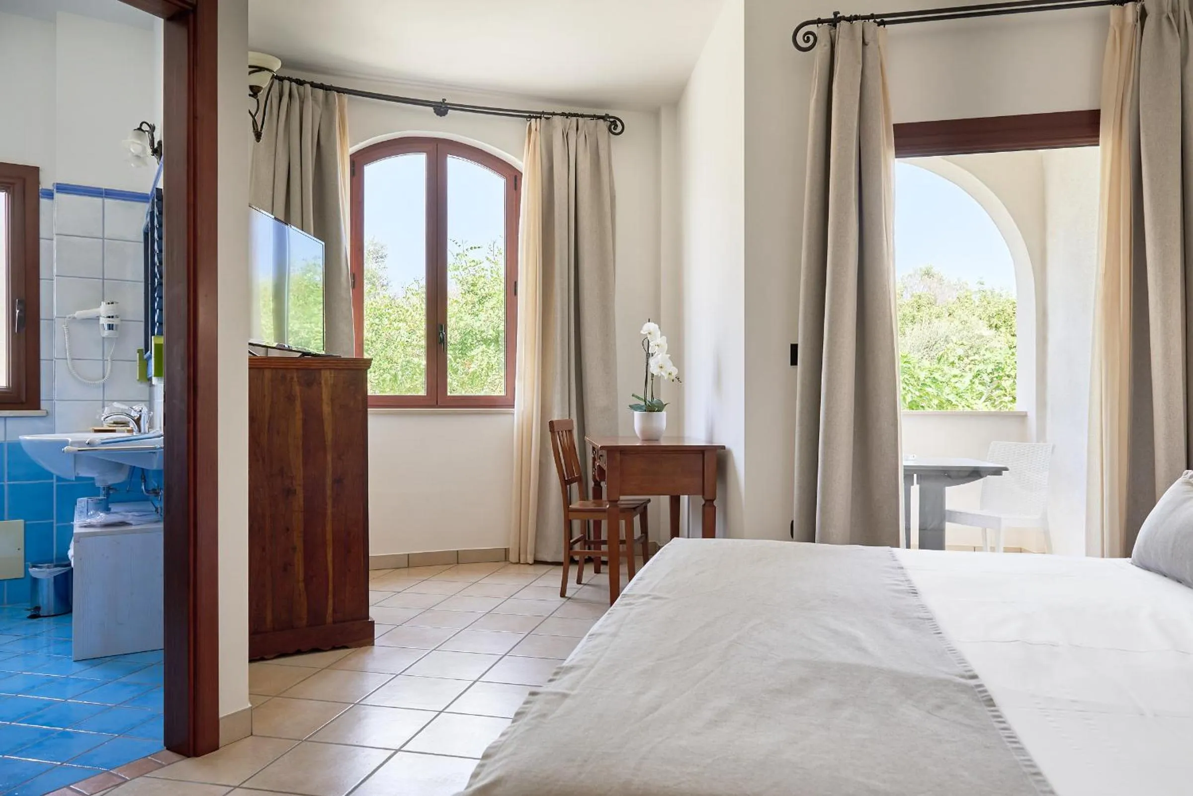 Photo of the whole room, Bed in Hotel Montecallini - Adult Only 14