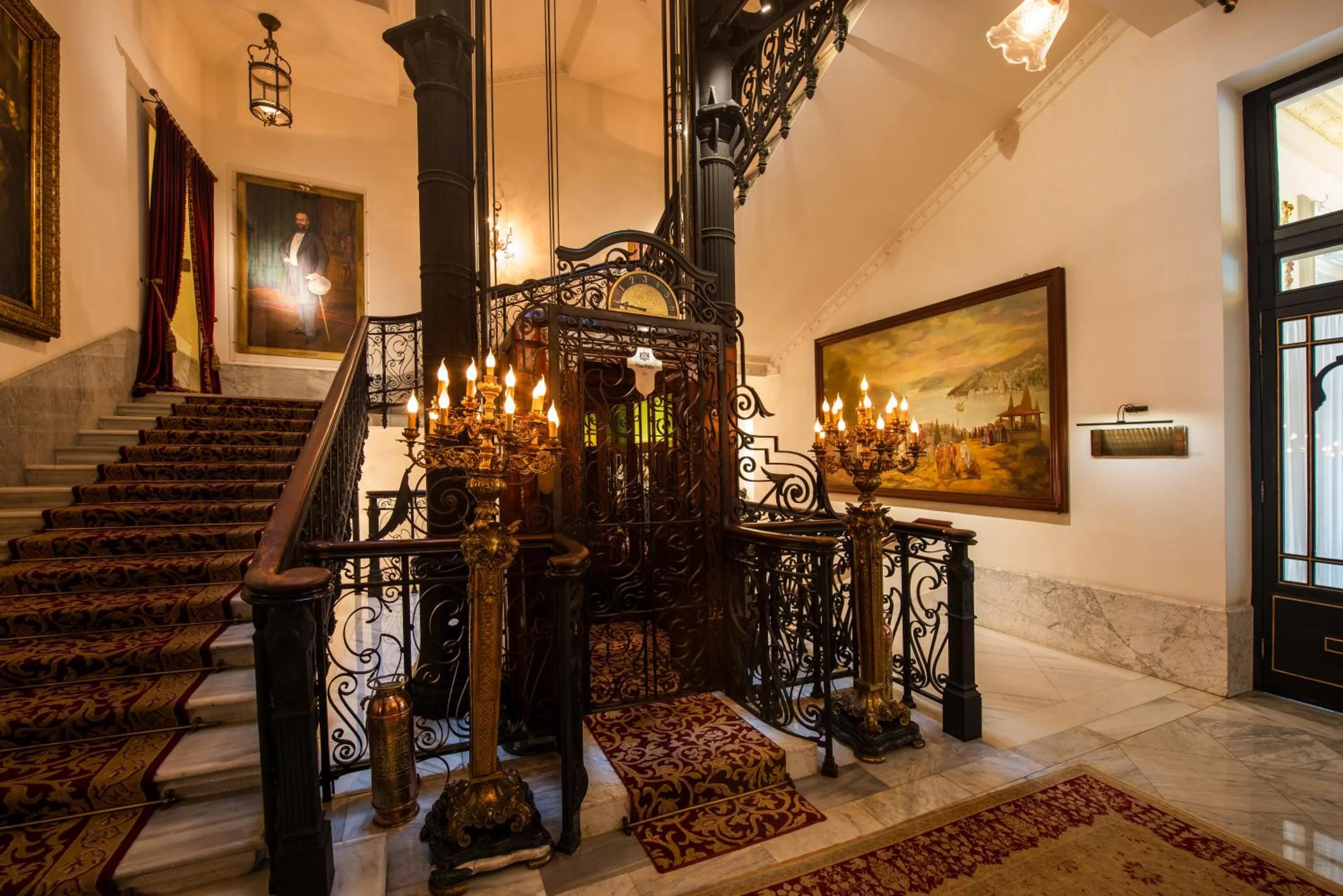 elevator in Pera Palace Hotel