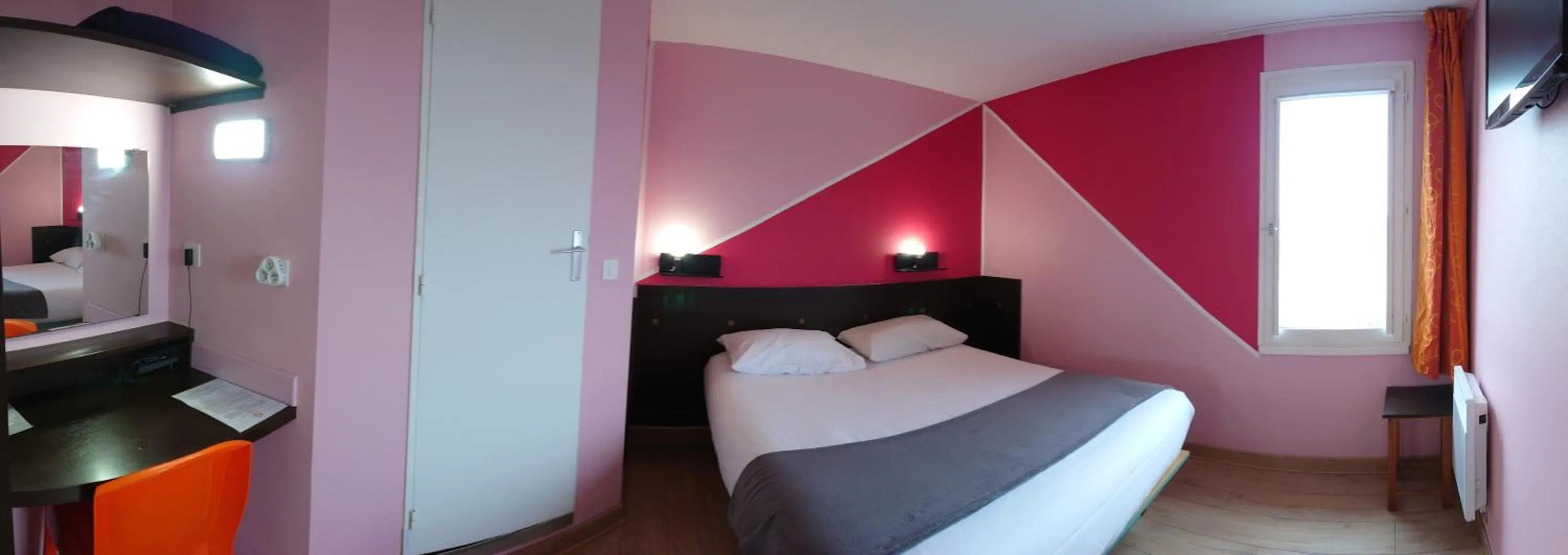 Bed in Fasthotel Angers Beaucouzé