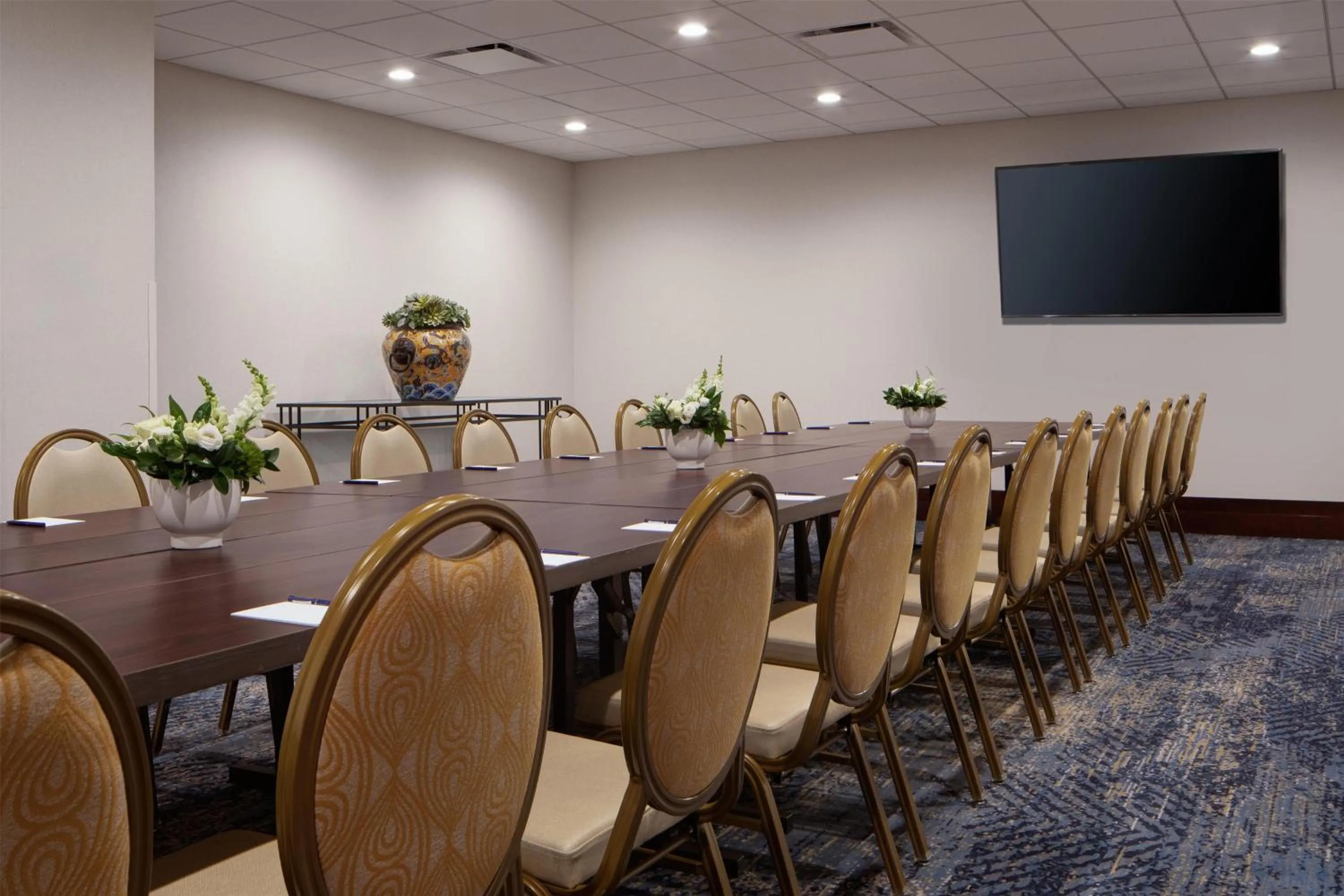 Meeting/conference room in Amway Grand Plaza Hotel, Curio Collection by Hilton