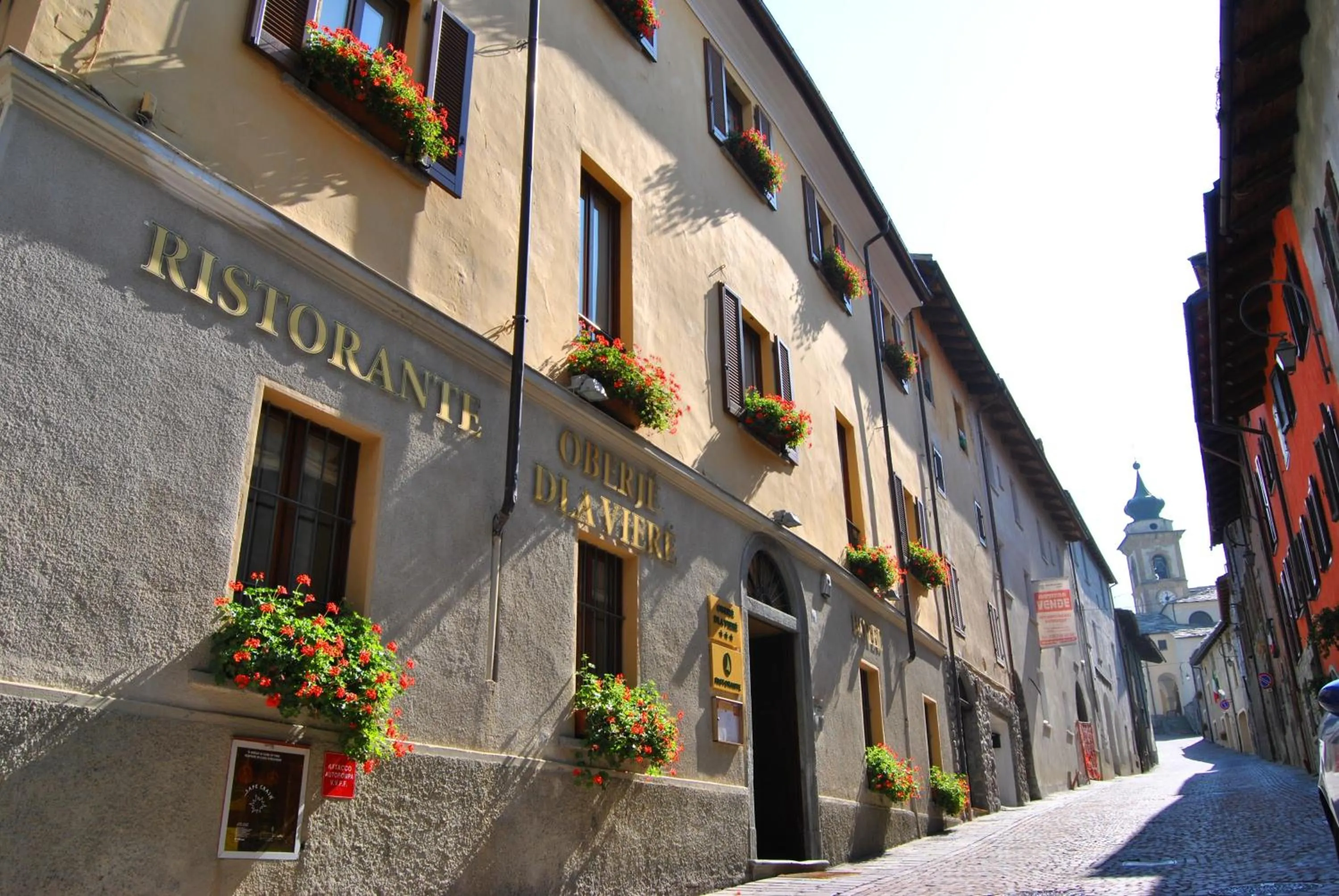 Property building in Hotel Oberje Dla Viere