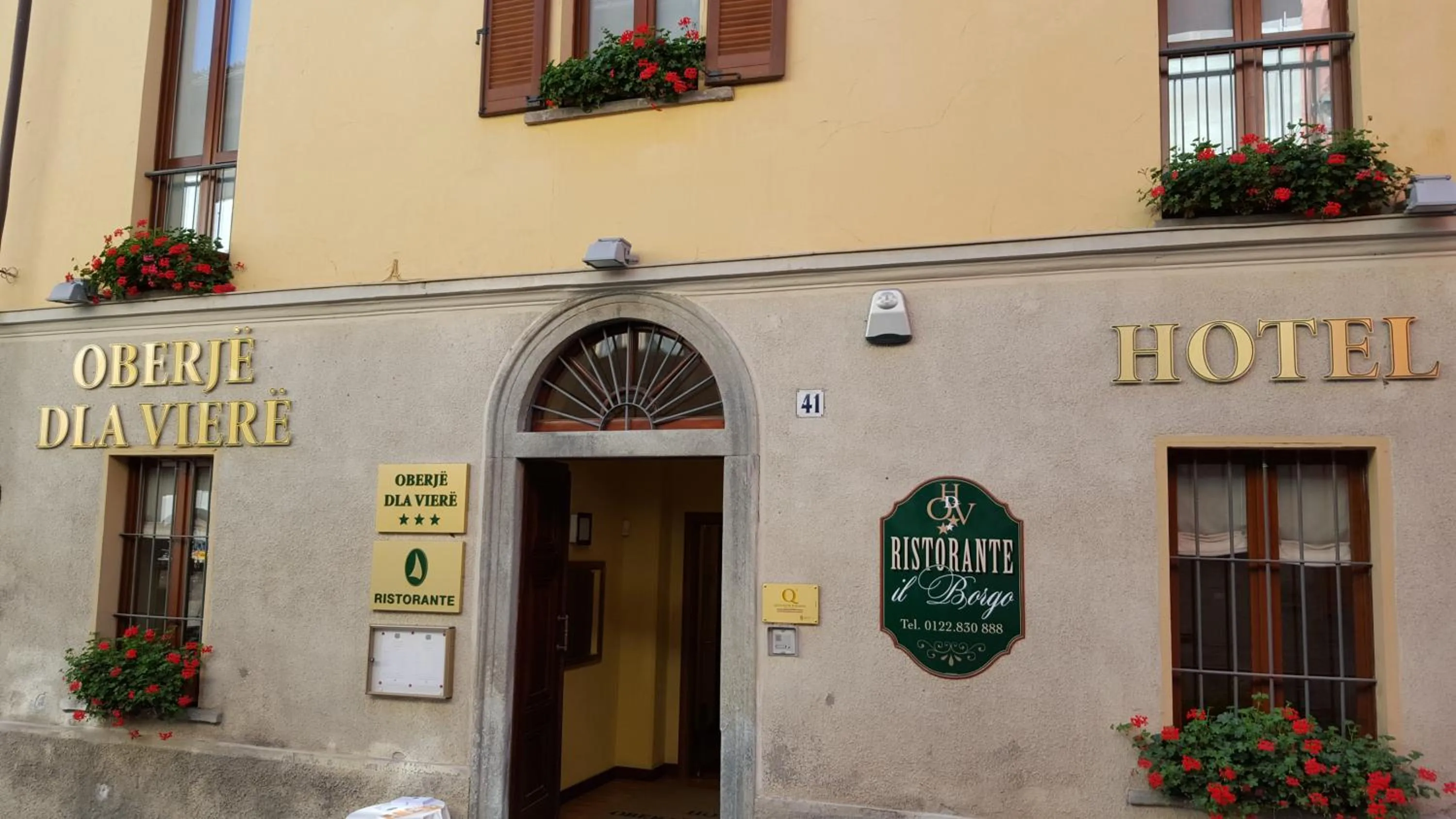 Property building in Hotel Oberje Dla Viere