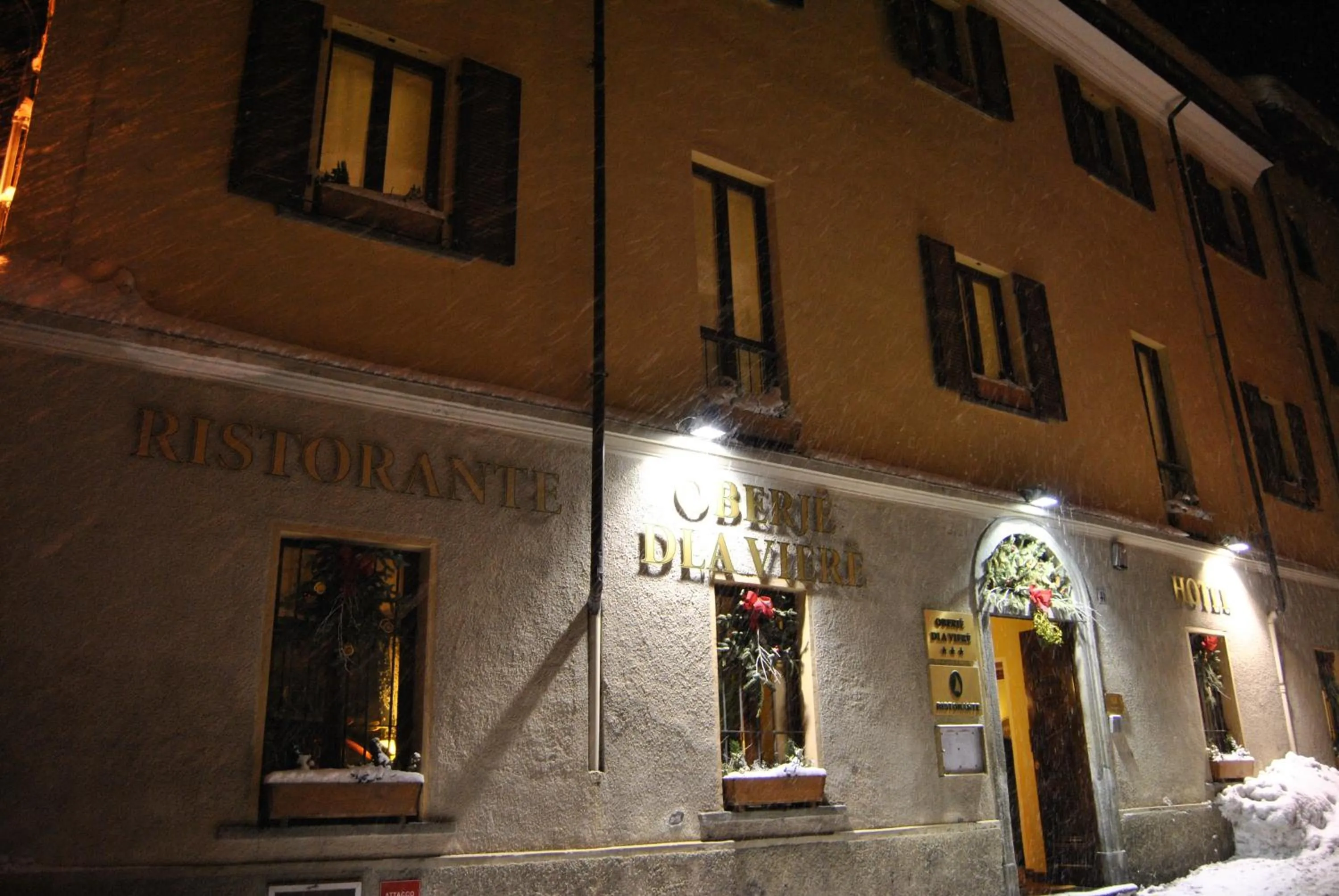 Facade/entrance in Hotel Oberje Dla Viere