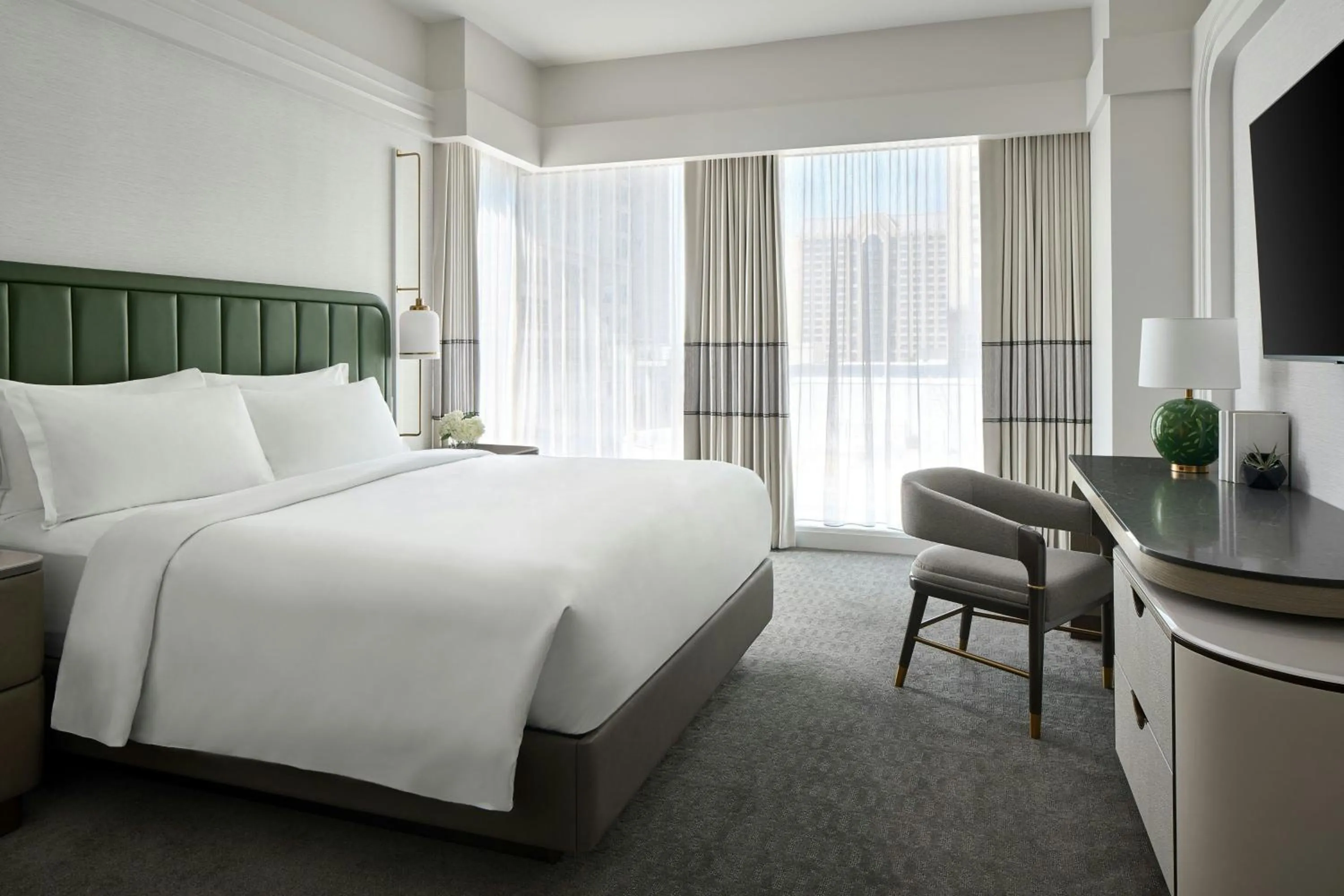 Photo of the whole room, Bed in The Ritz-Carlton, Charlotte