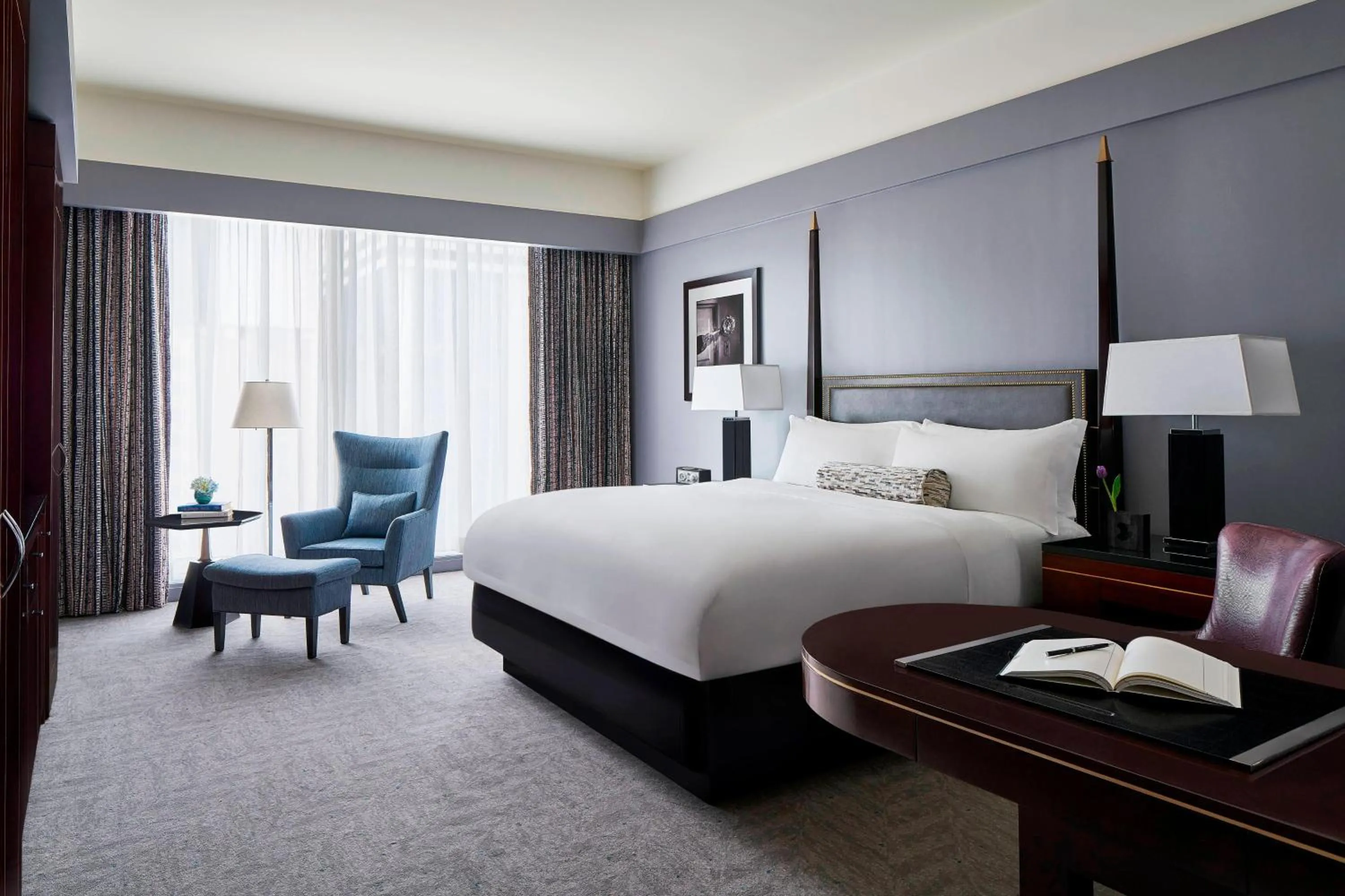 Photo of the whole room, Bed in The Ritz-Carlton, Charlotte