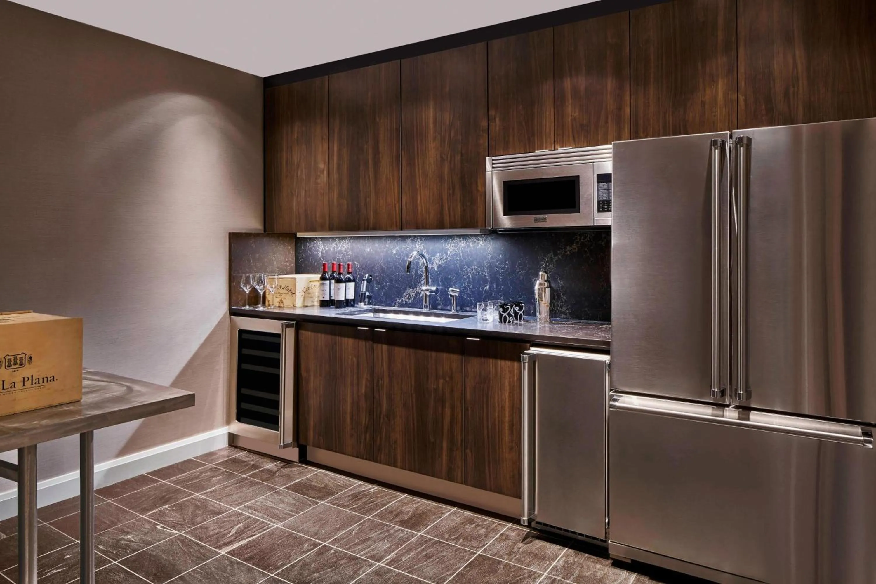 Kitchen or kitchenette in The Ritz-Carlton, Charlotte