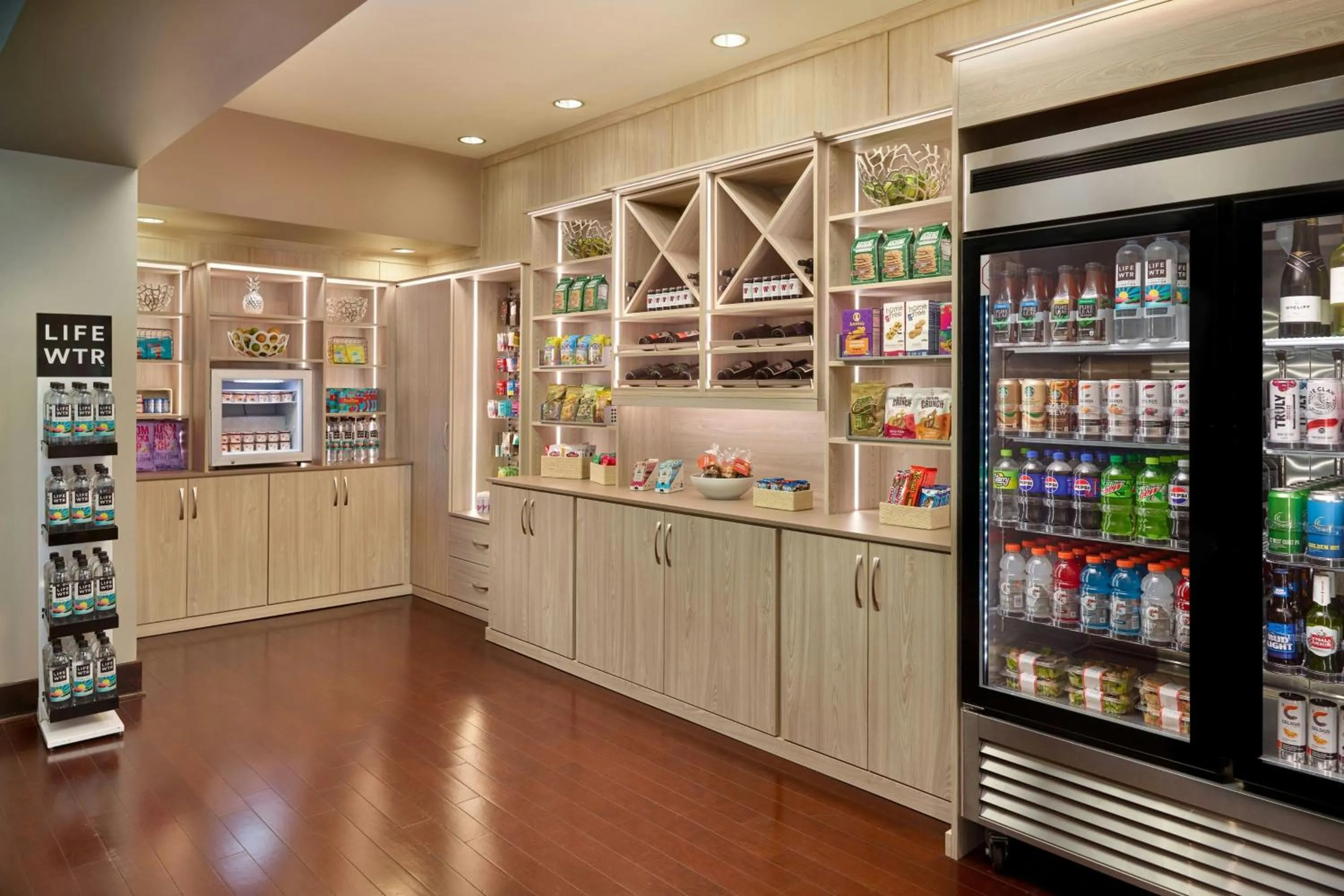 Lobby or reception in Renaissance Charlotte SouthPark Hotel