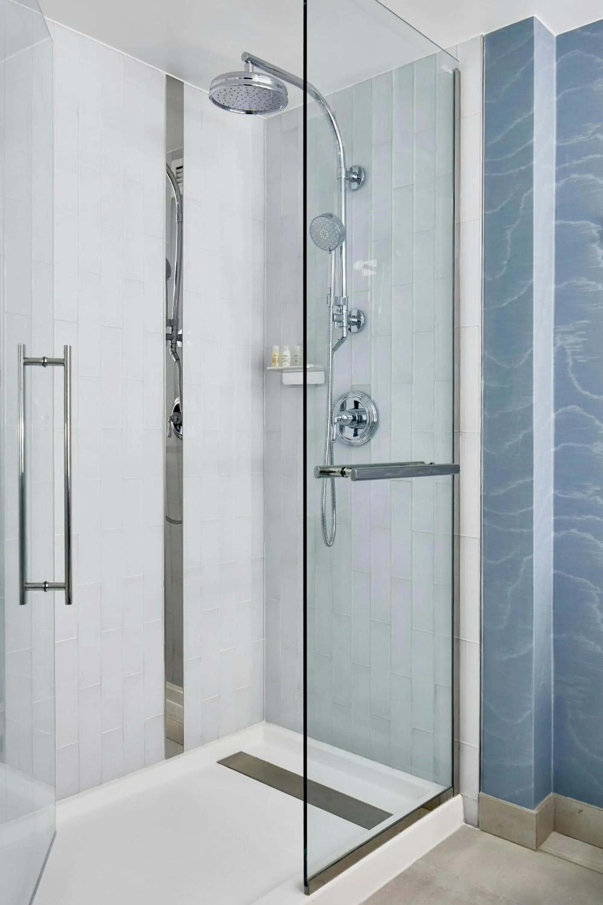 Queen Room with Two Queen Beds - Club Level in Renaissance Charlotte SouthPark Hotel Queen Room with Two Queen Beds - Club Level in Renaissance Charlotte SouthPark Hotel