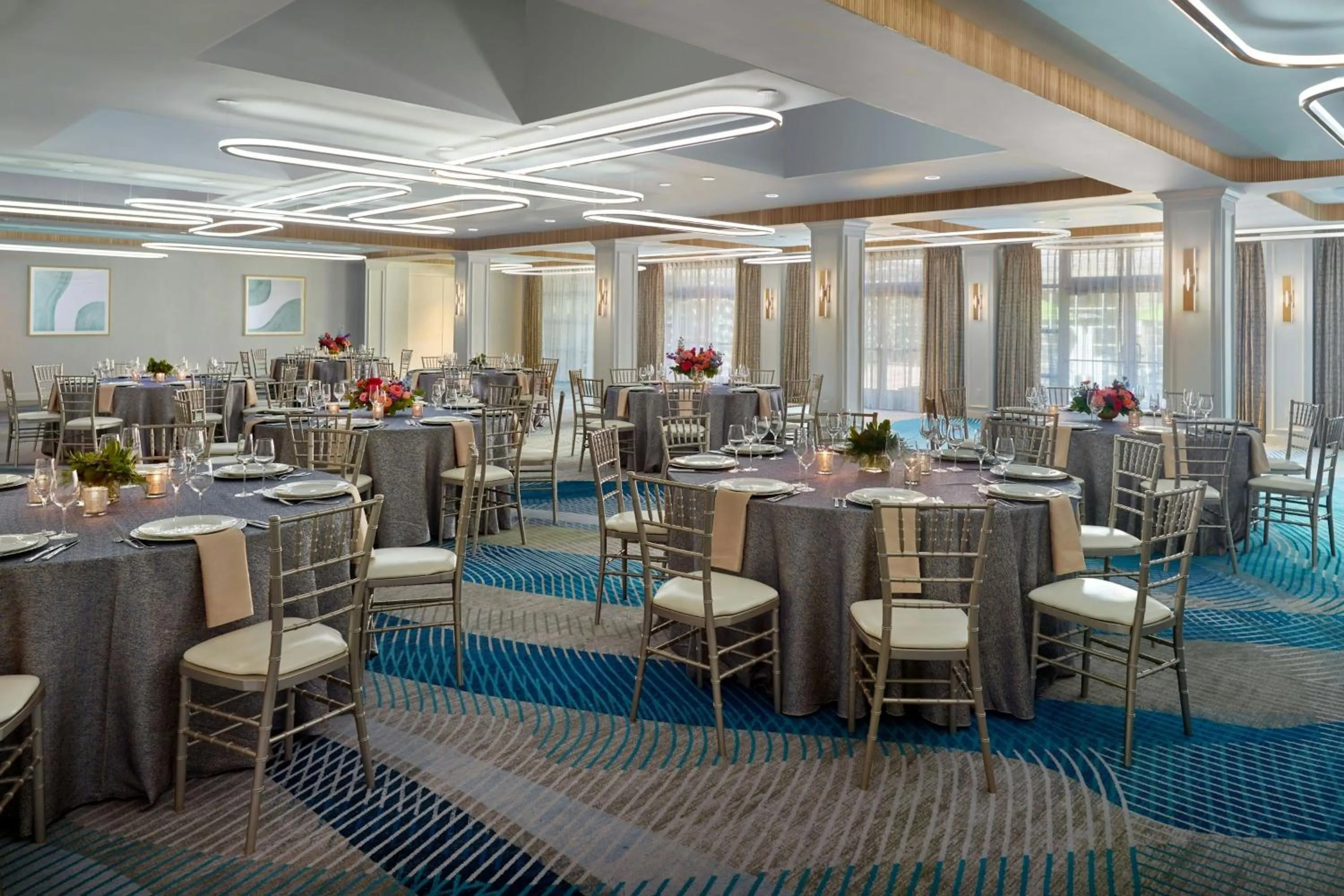 Meeting/conference room in Renaissance Charlotte SouthPark Hotel