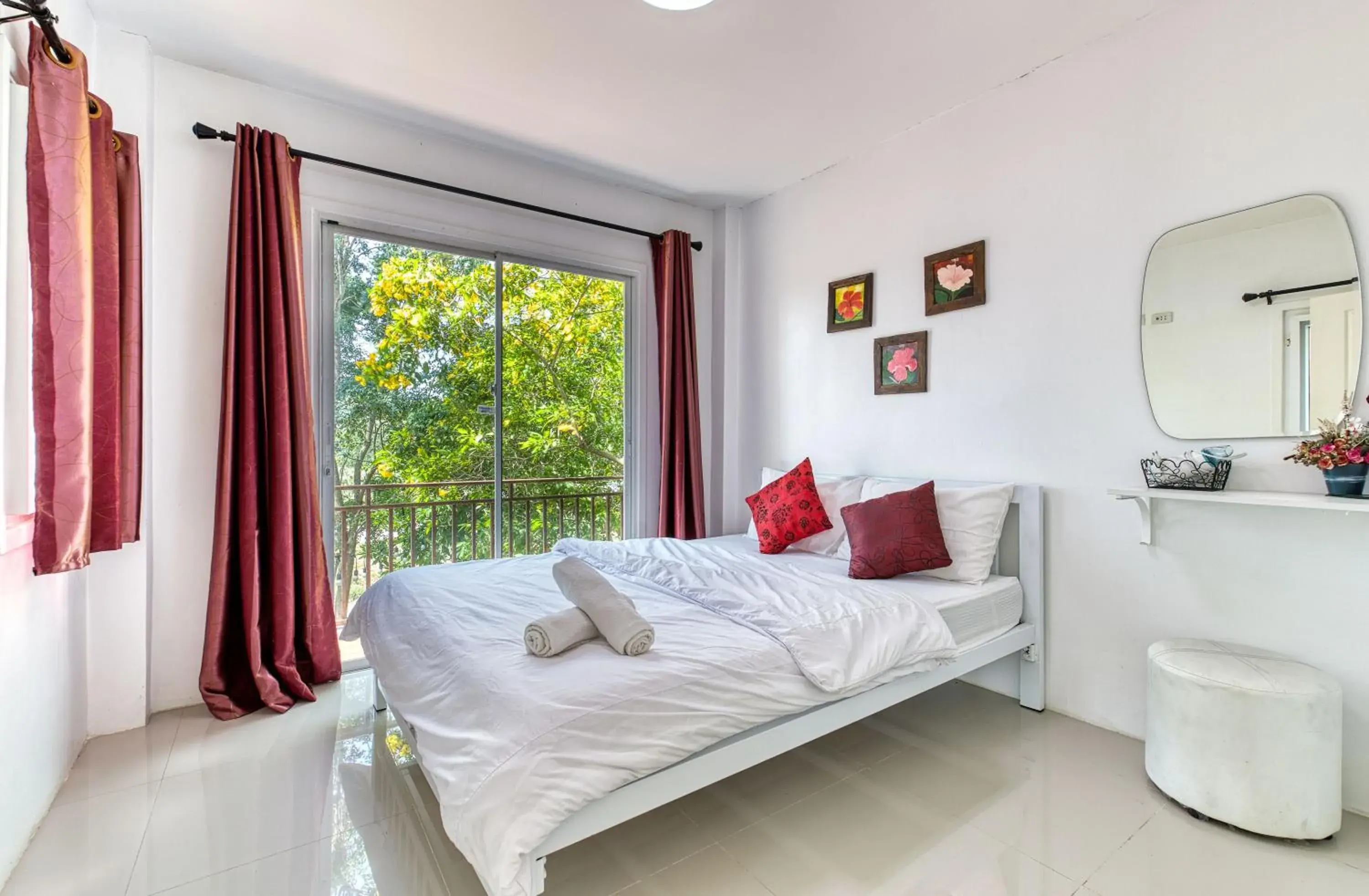 Suite with Mountain View in Chill at Hill Suite with Mountain View in Chill at Hill