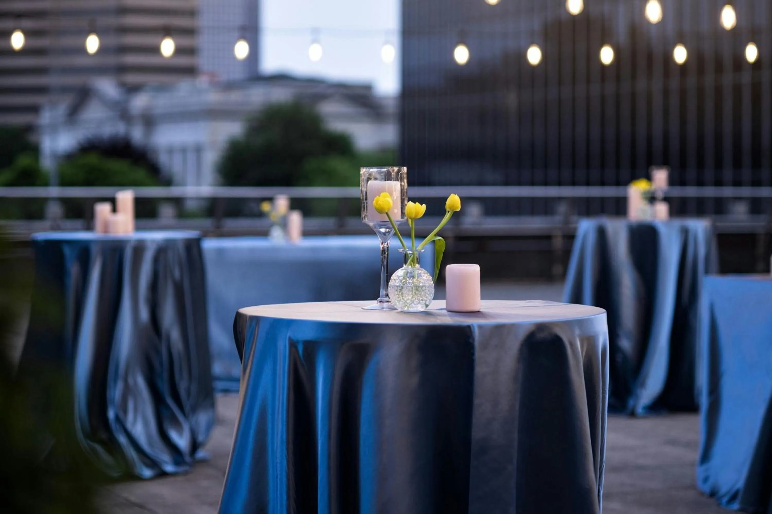 Meeting/conference room in Renaissance Columbus Downtown Hotel