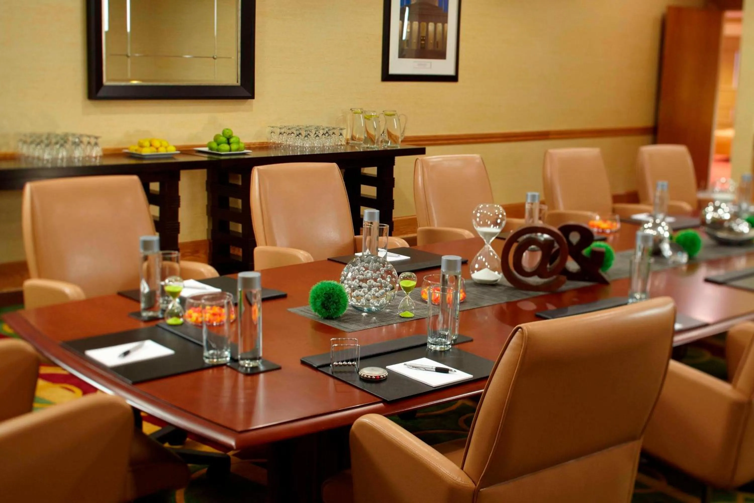 Meeting/conference room in Renaissance Columbus Downtown Hotel