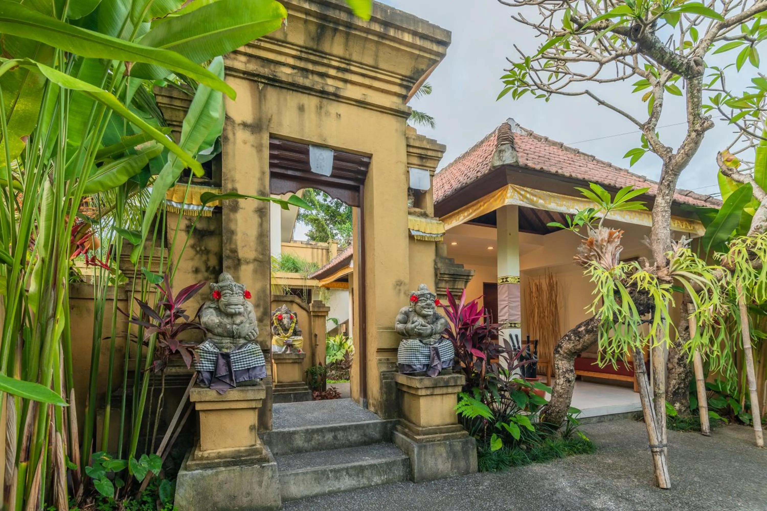 Facade/entrance in Swahita Ubud