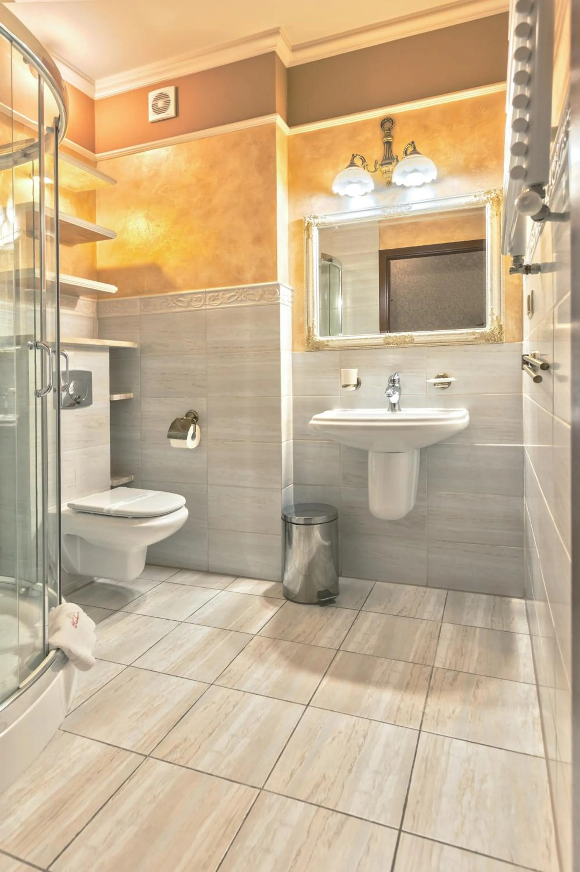 Bathroom in Pałacyk Karkonosze koło Karpacza