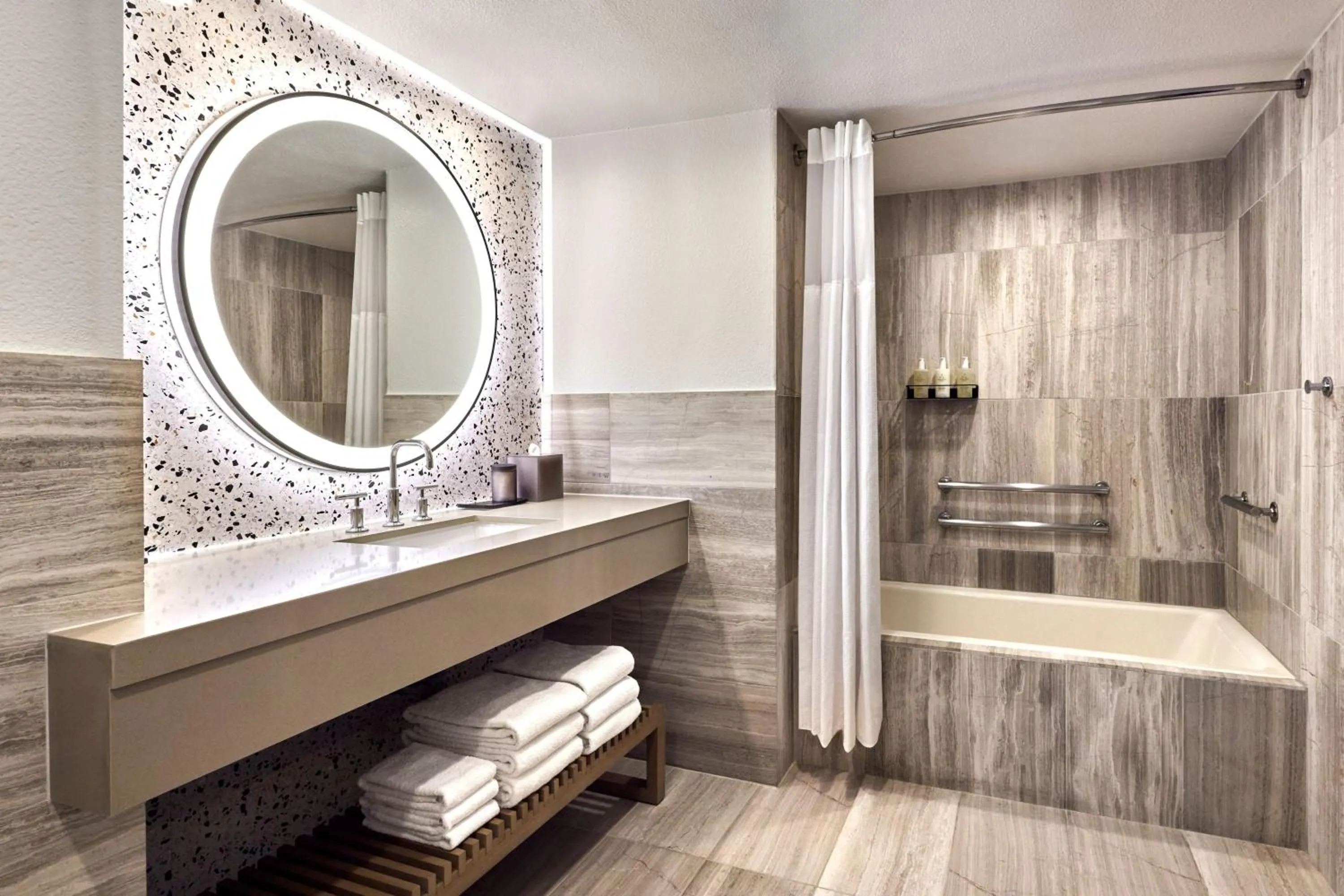 Bathroom in JW Marriott Desert Springs Resort & Spa