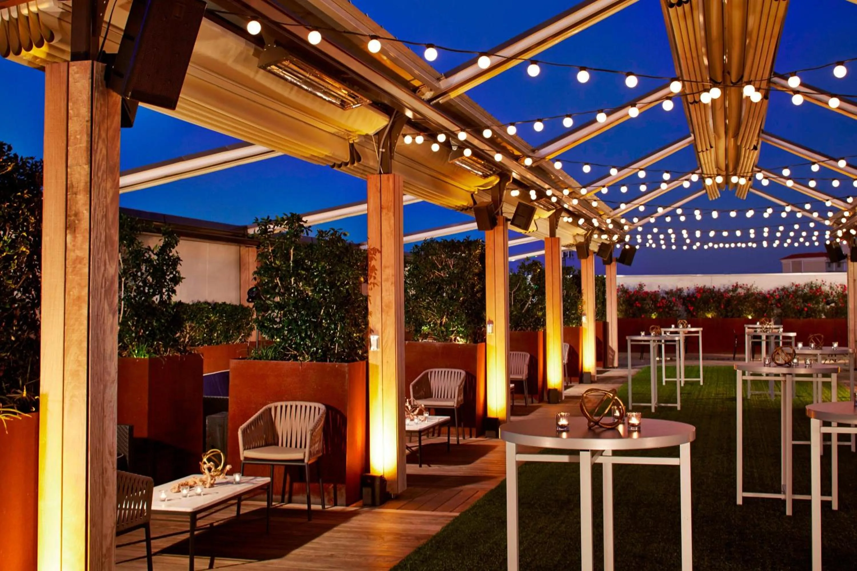 Lobby or reception in Renaissance Dallas Hotel