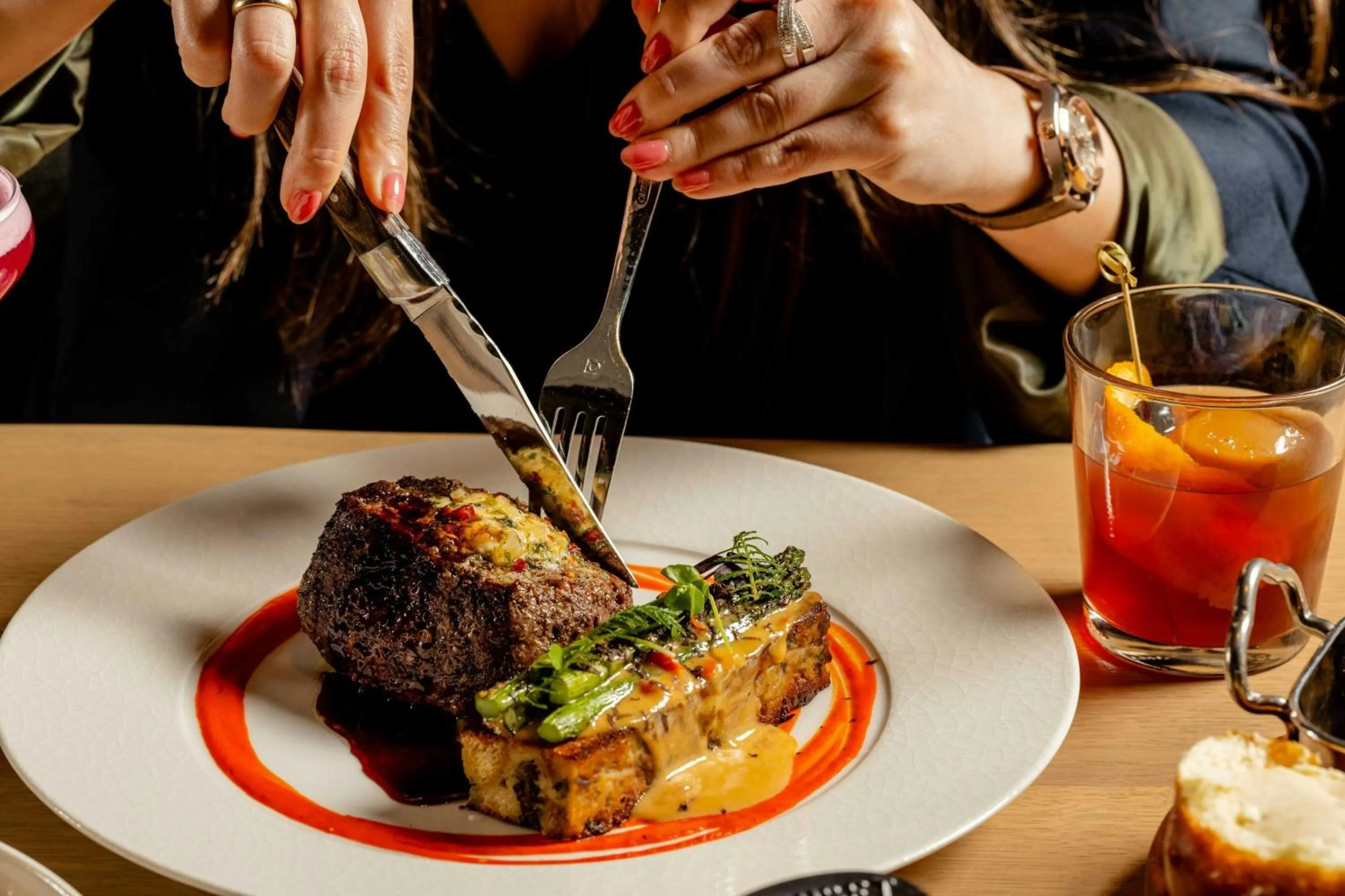 Restaurant/places to eat in Renaissance Dallas Hotel