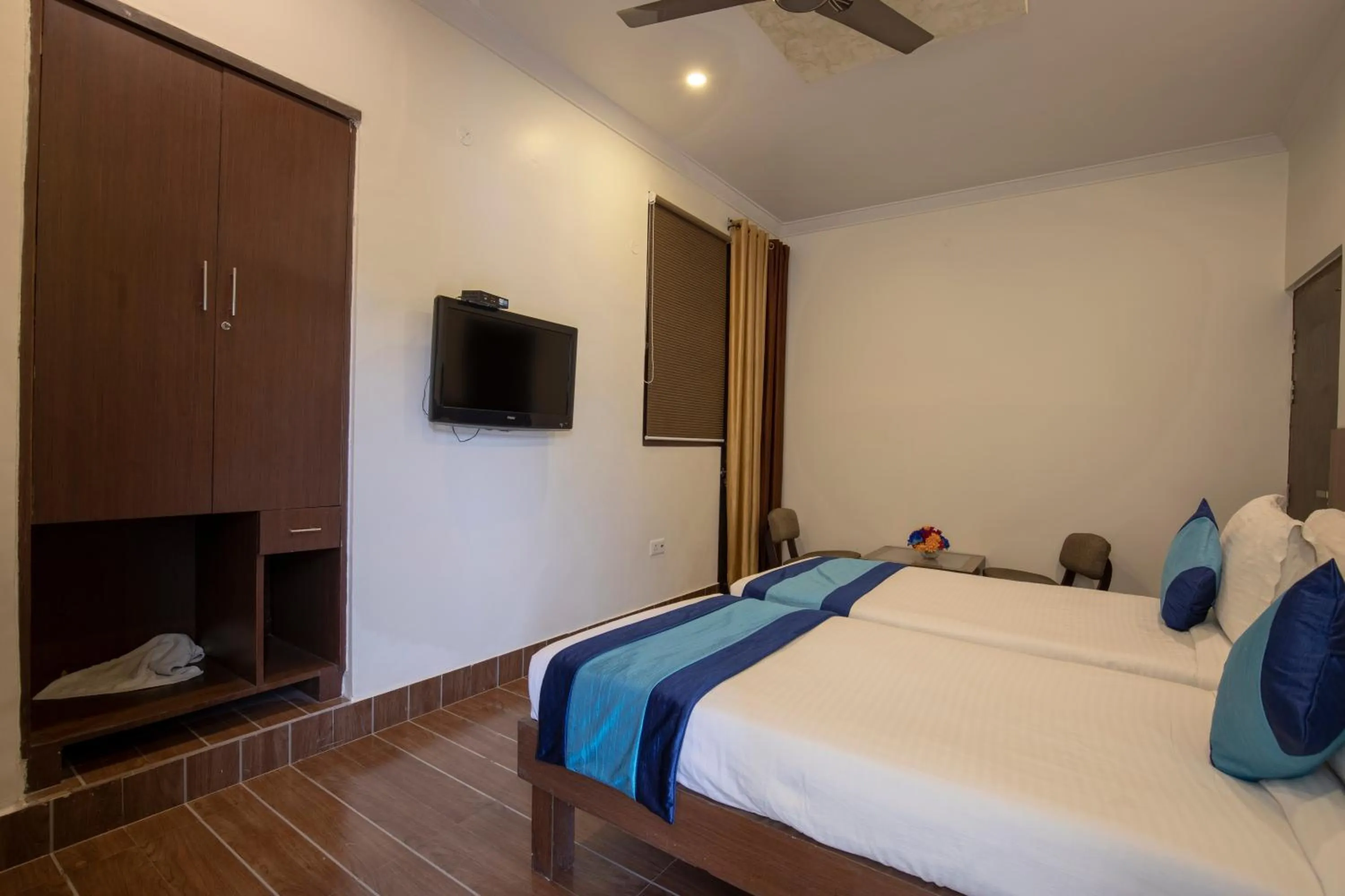 Bed in Eclat Suites MINT Gomti Nagar