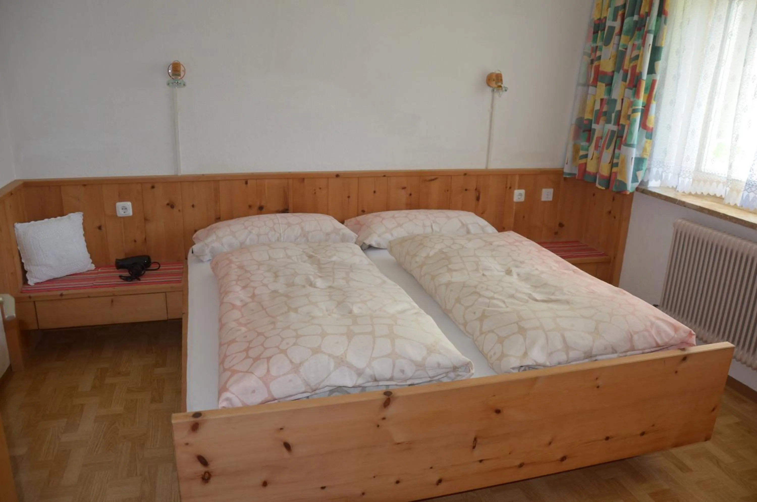 Photo of the whole room, Bed in Neuner Charlotte incl Skidepot an der Hochzeigerbahn