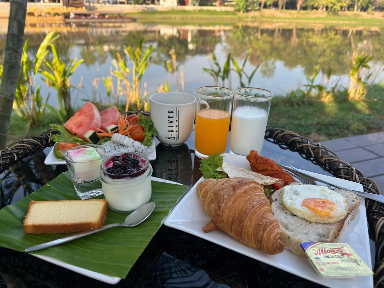 Breakfast in i-river chiangmai