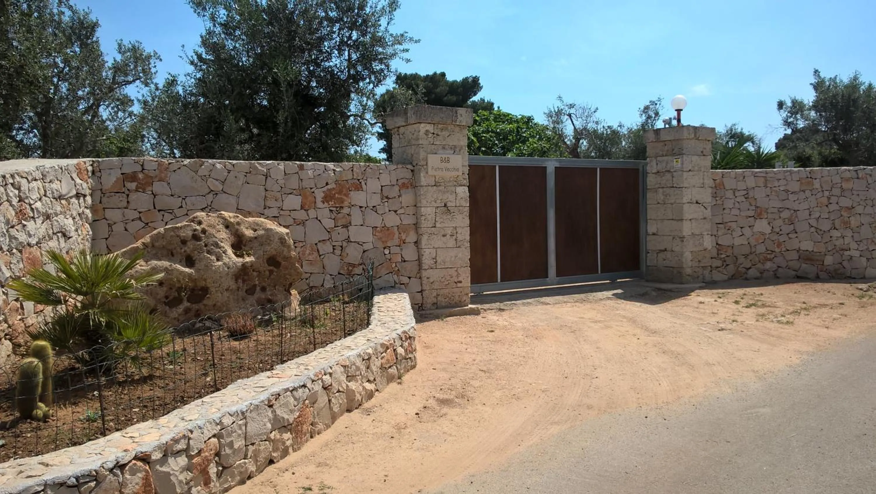 Street view in B & B Pietra Vecchia