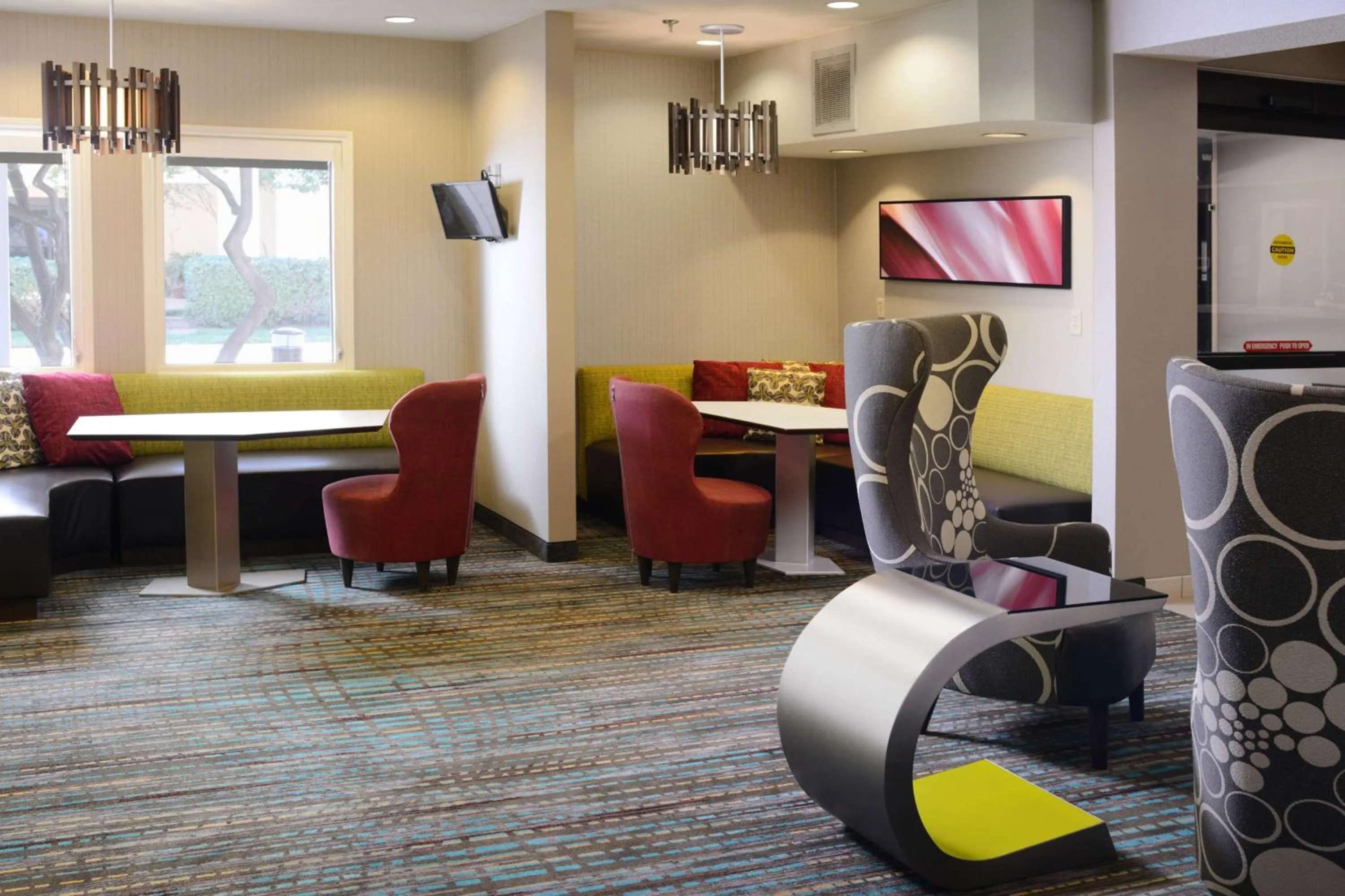 Restaurant/places to eat in Sonesta ES Suites Dallas Central Expressway