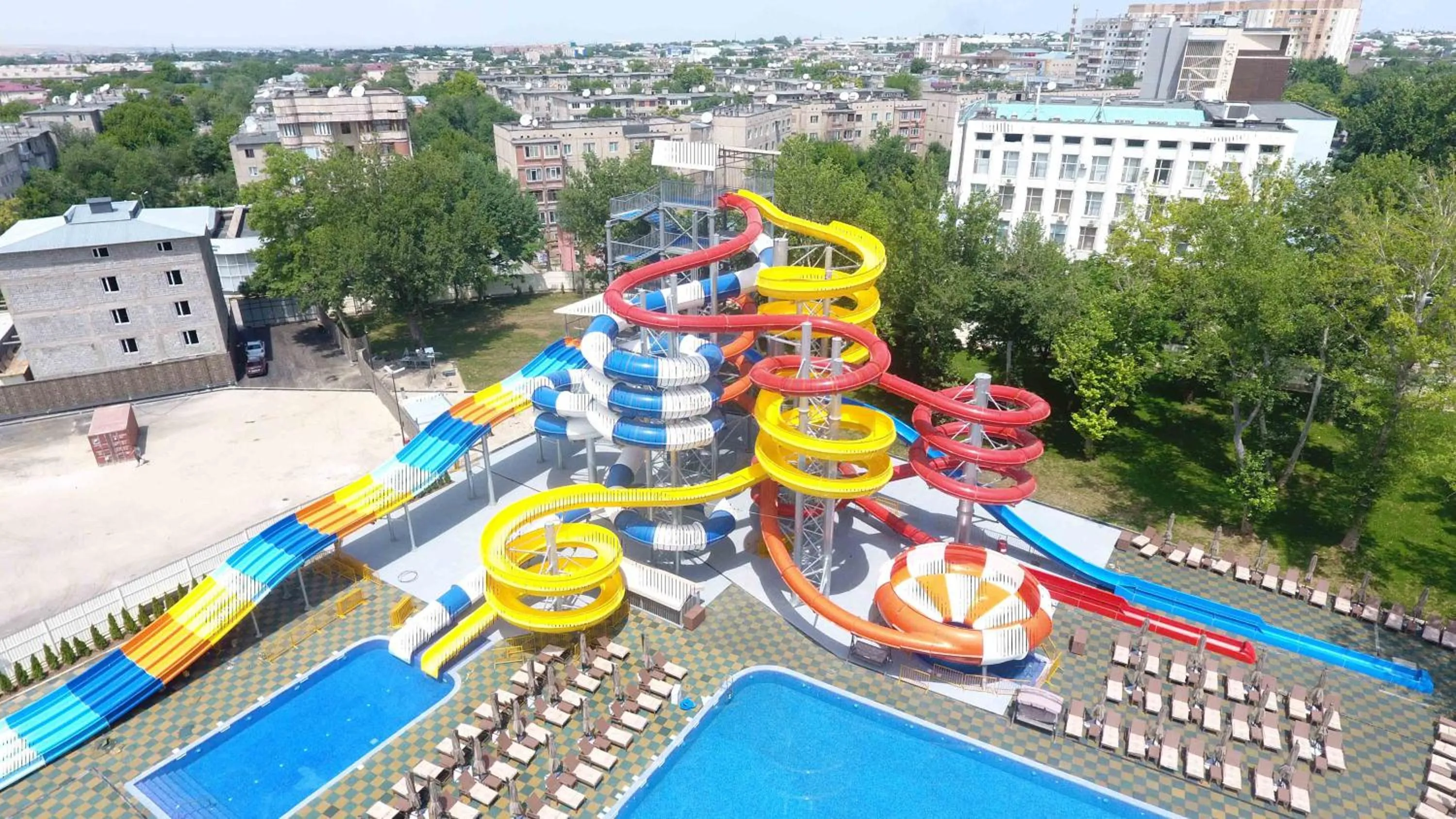 Aqua park in Aidana Plaza Hotel
