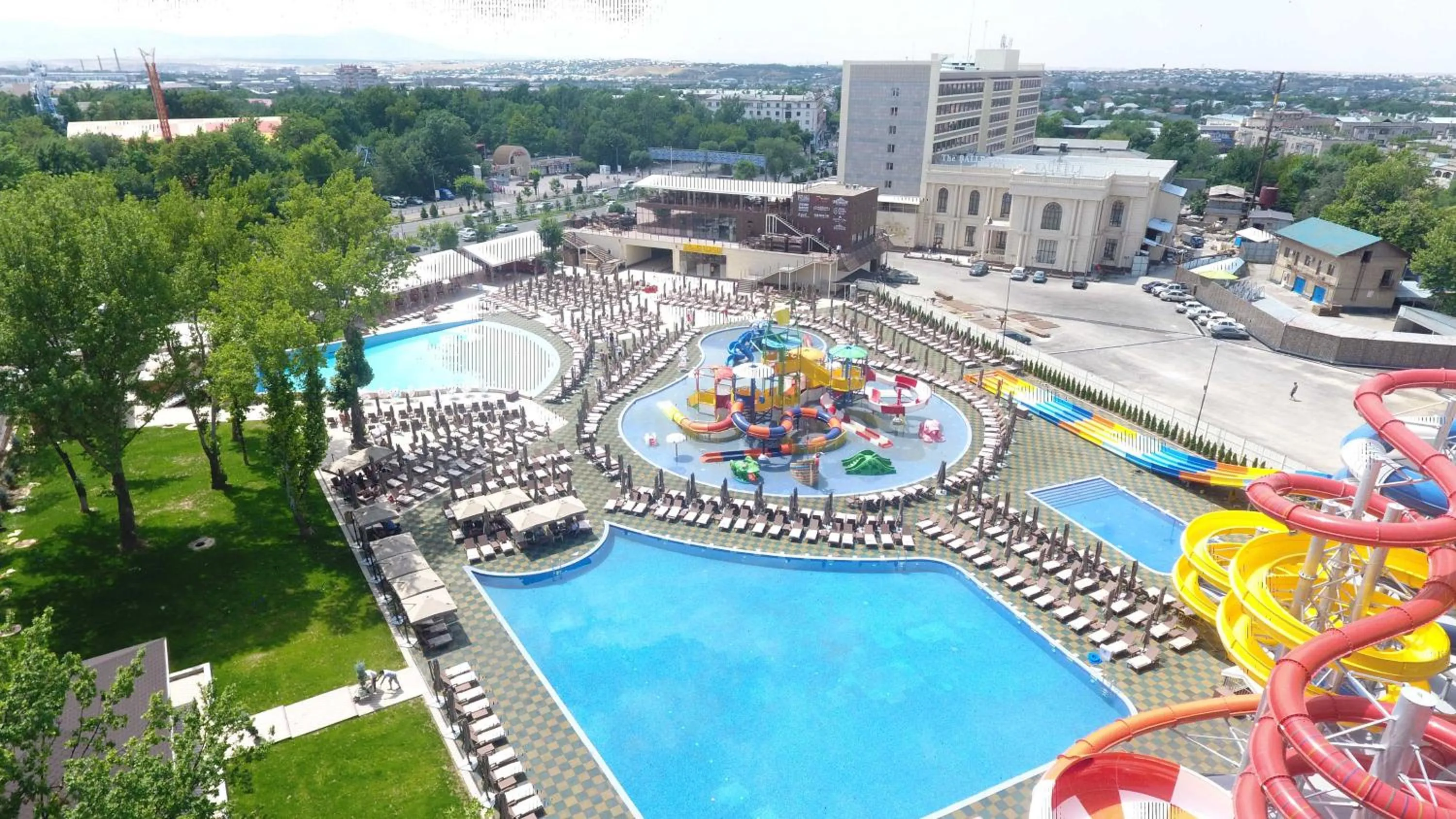 Aqua park in Aidana Plaza Hotel