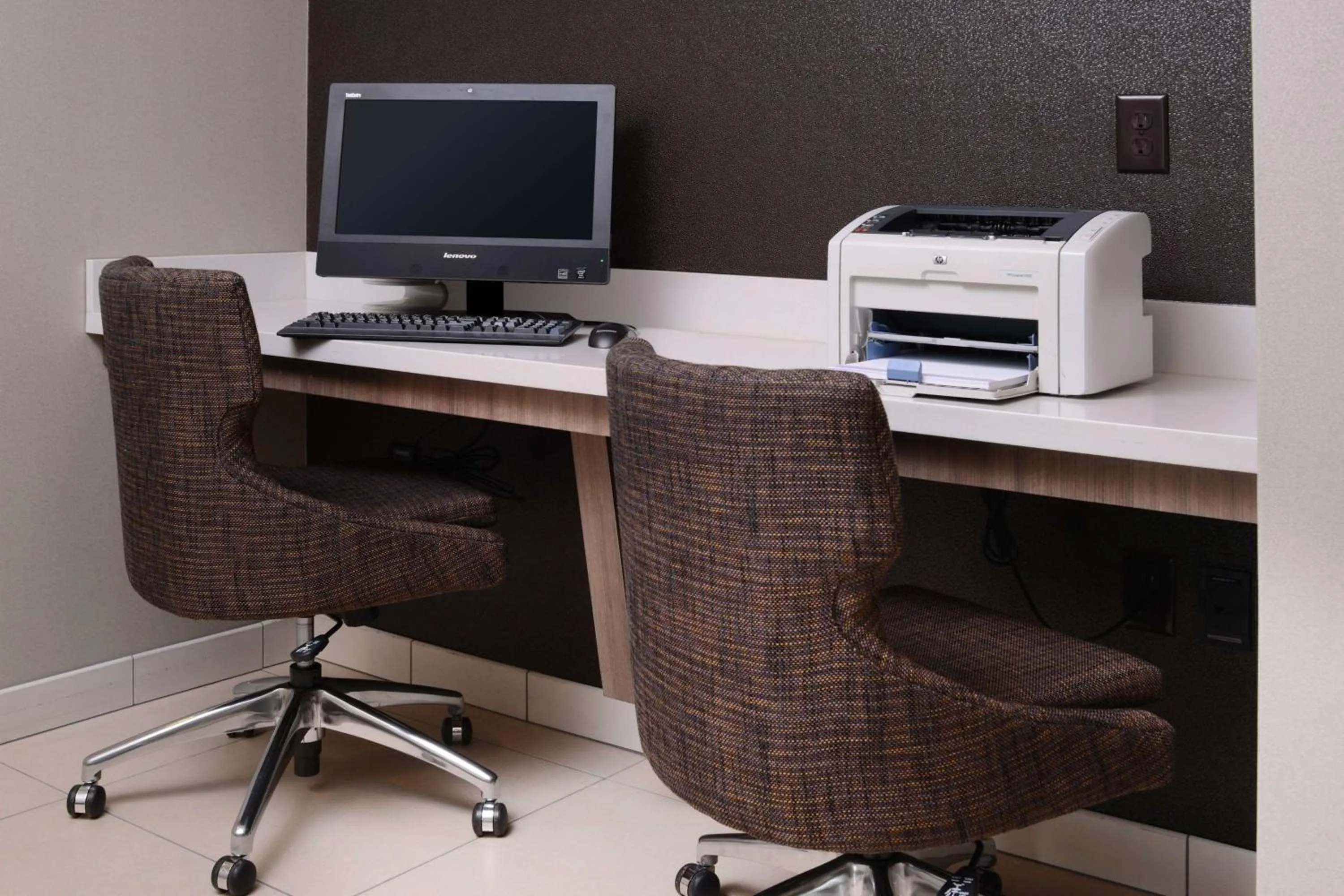 Business facilities in Sonesta ES Suites Dallas Medical Market Center