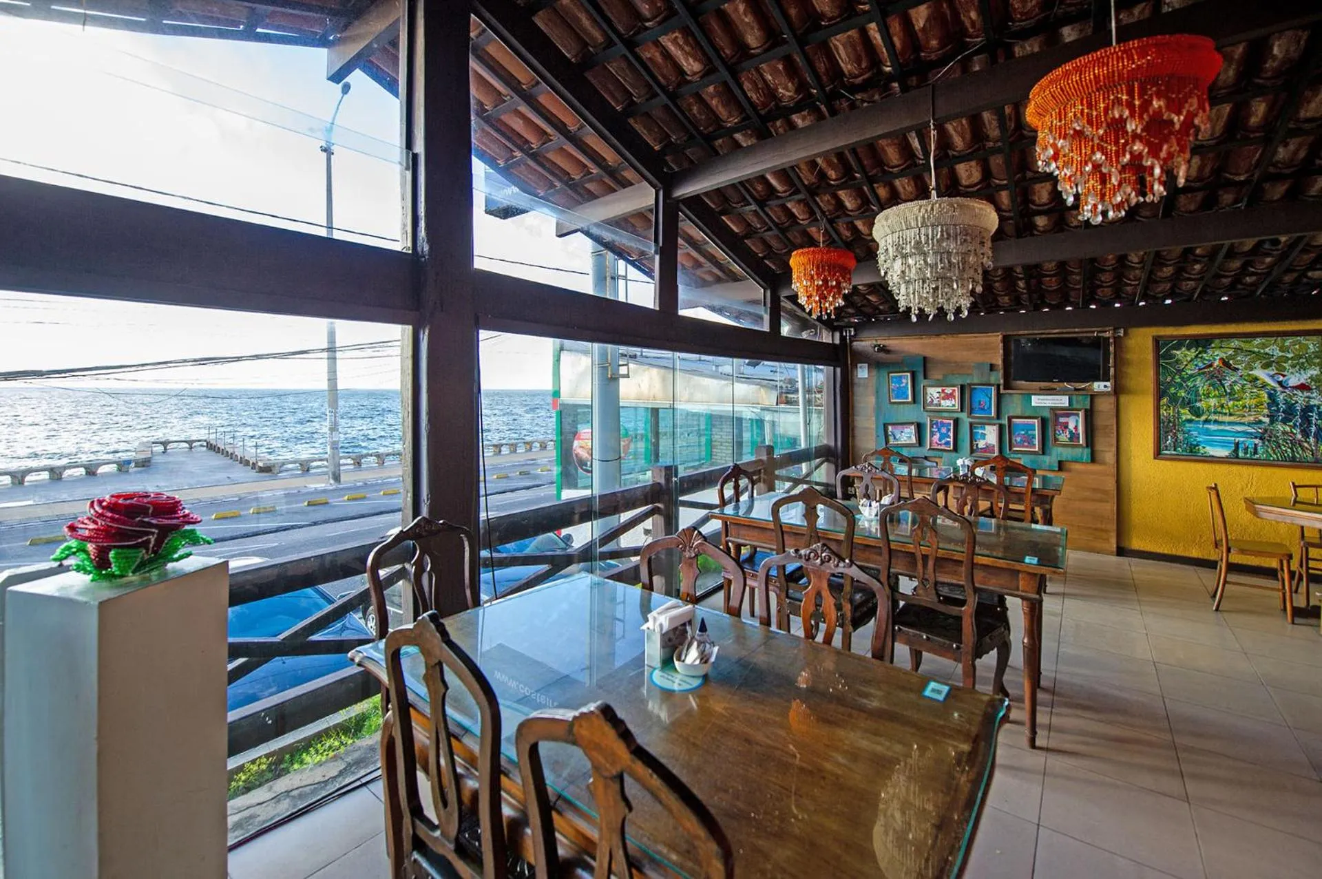 Restaurant/places to eat in Hotel Costeiro