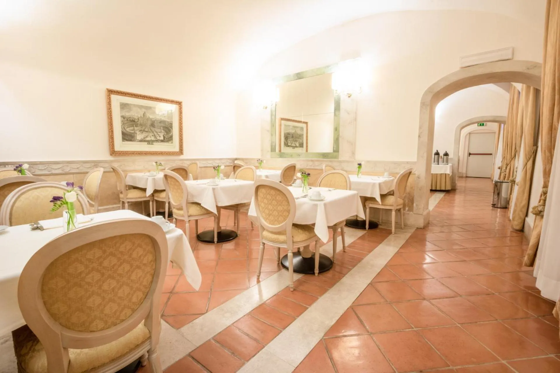 Food and drinks in Hosianum Palace