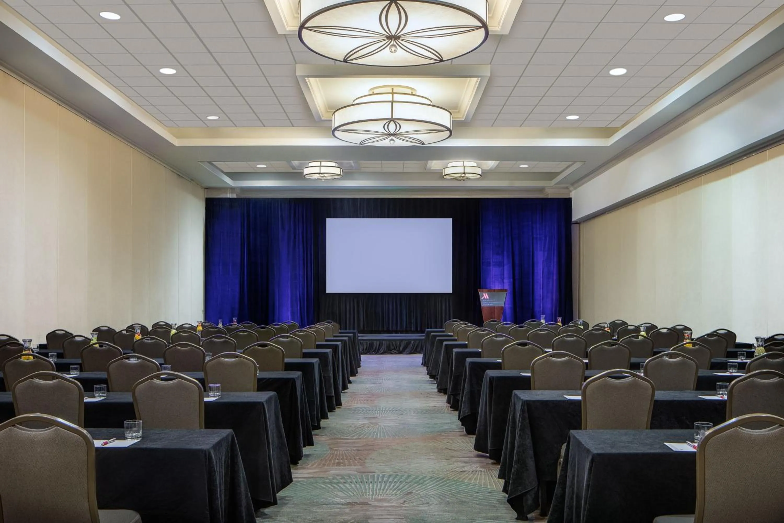 Meeting/conference room in Dallas-Addison Marriott Quorum by the Galleria