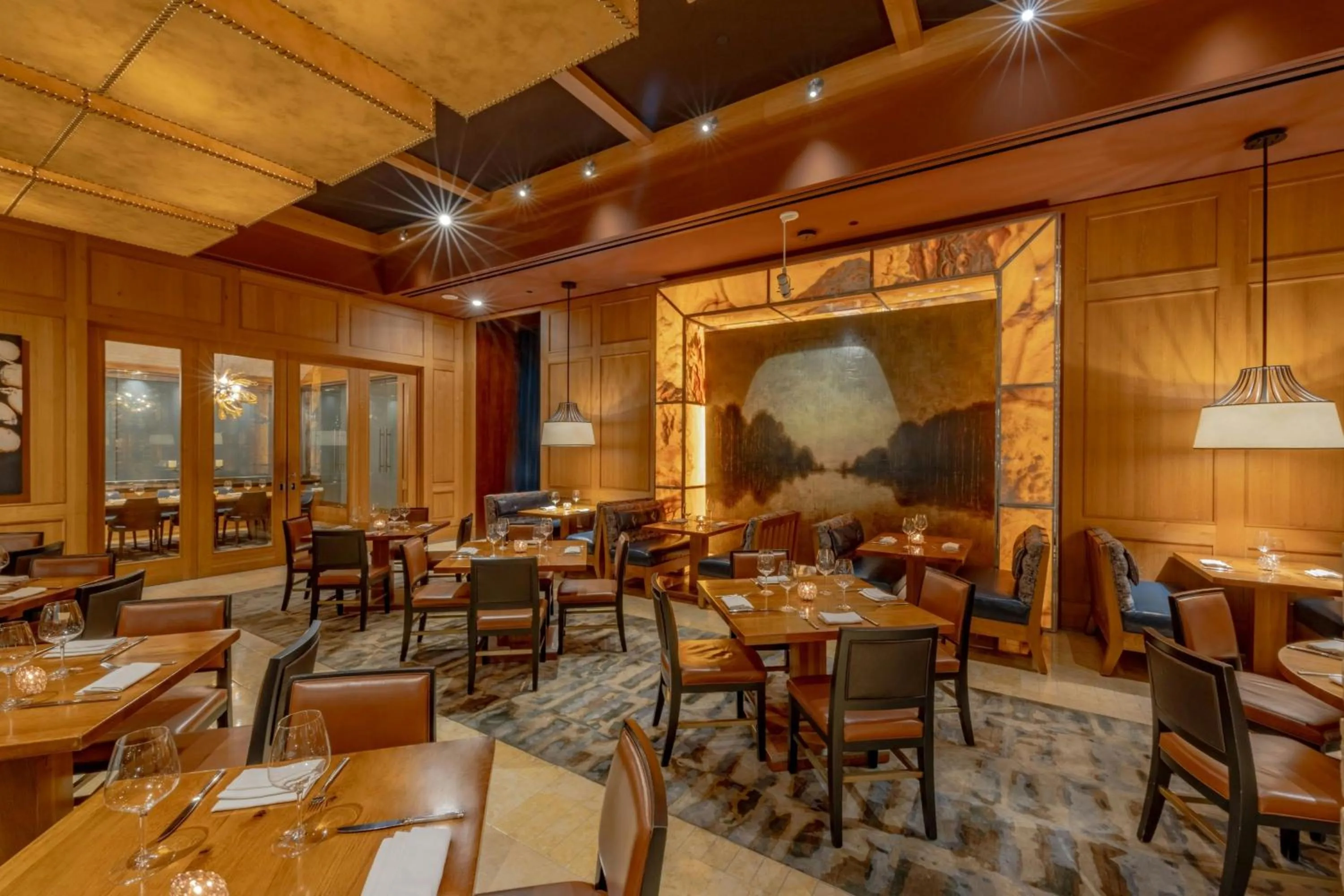 Restaurant/places to eat in The Ritz-Carlton, Dallas