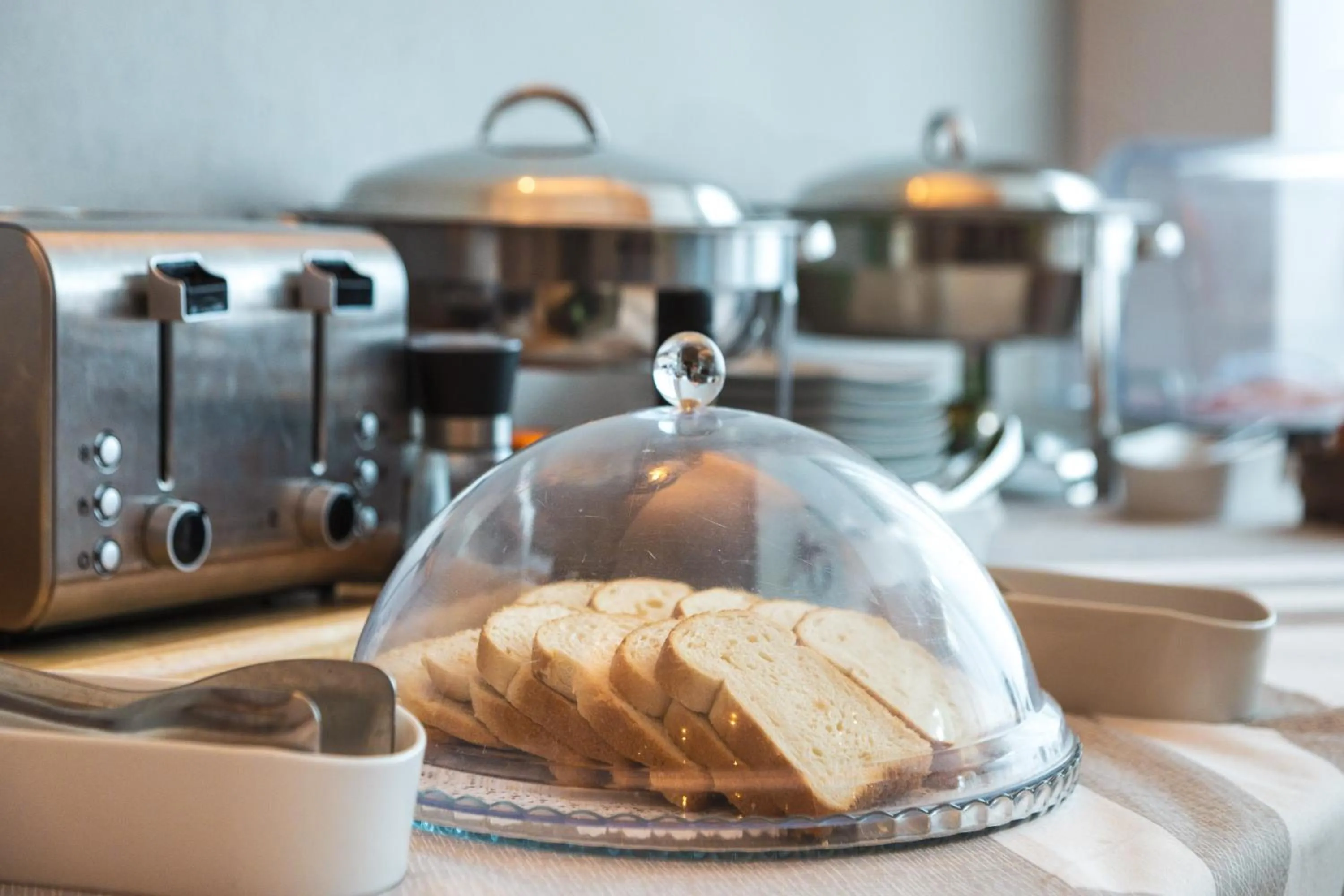 toaster in Aston Hotel