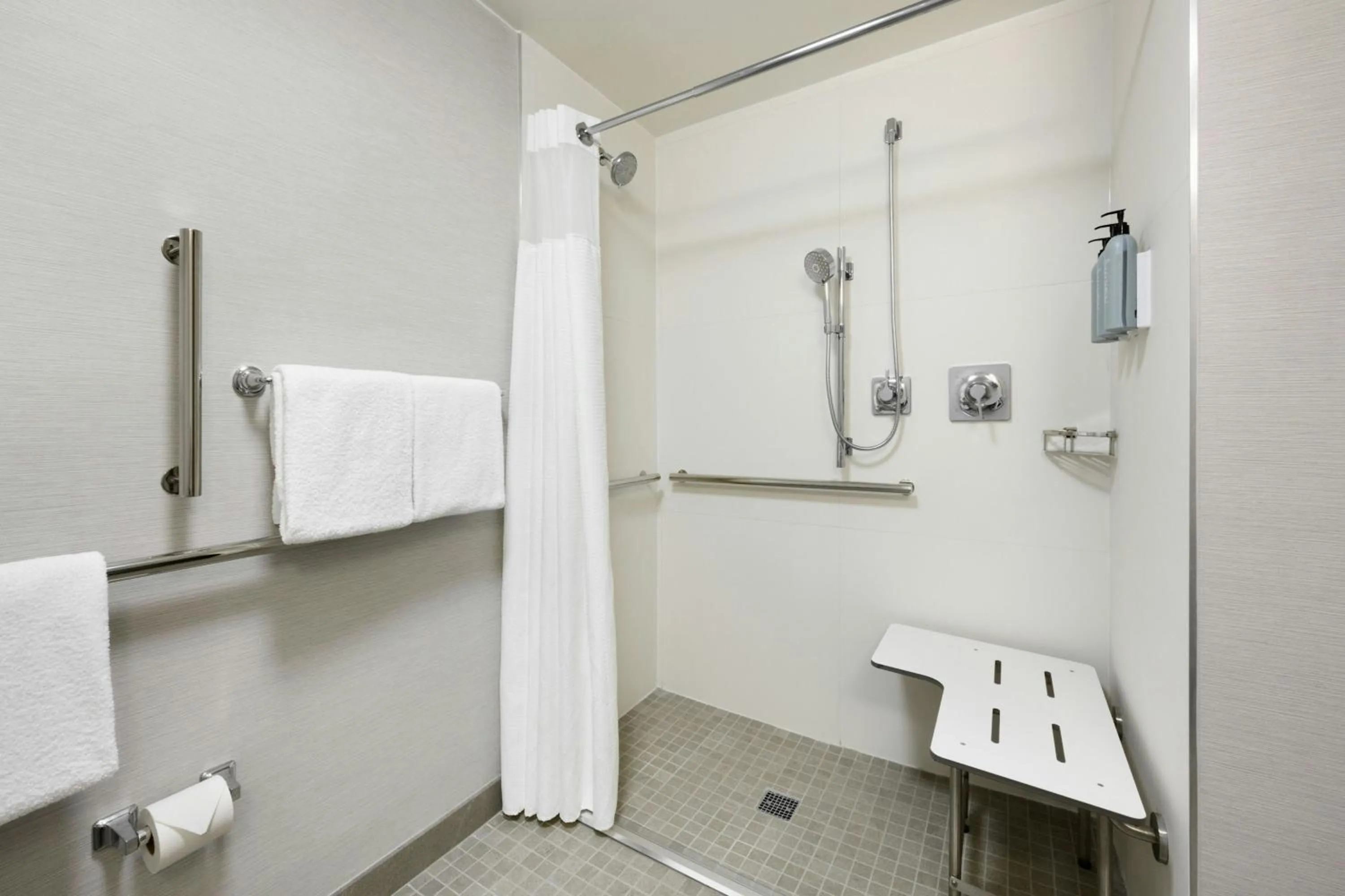 Bathroom in Courtyard by Marriott Denver Central Park