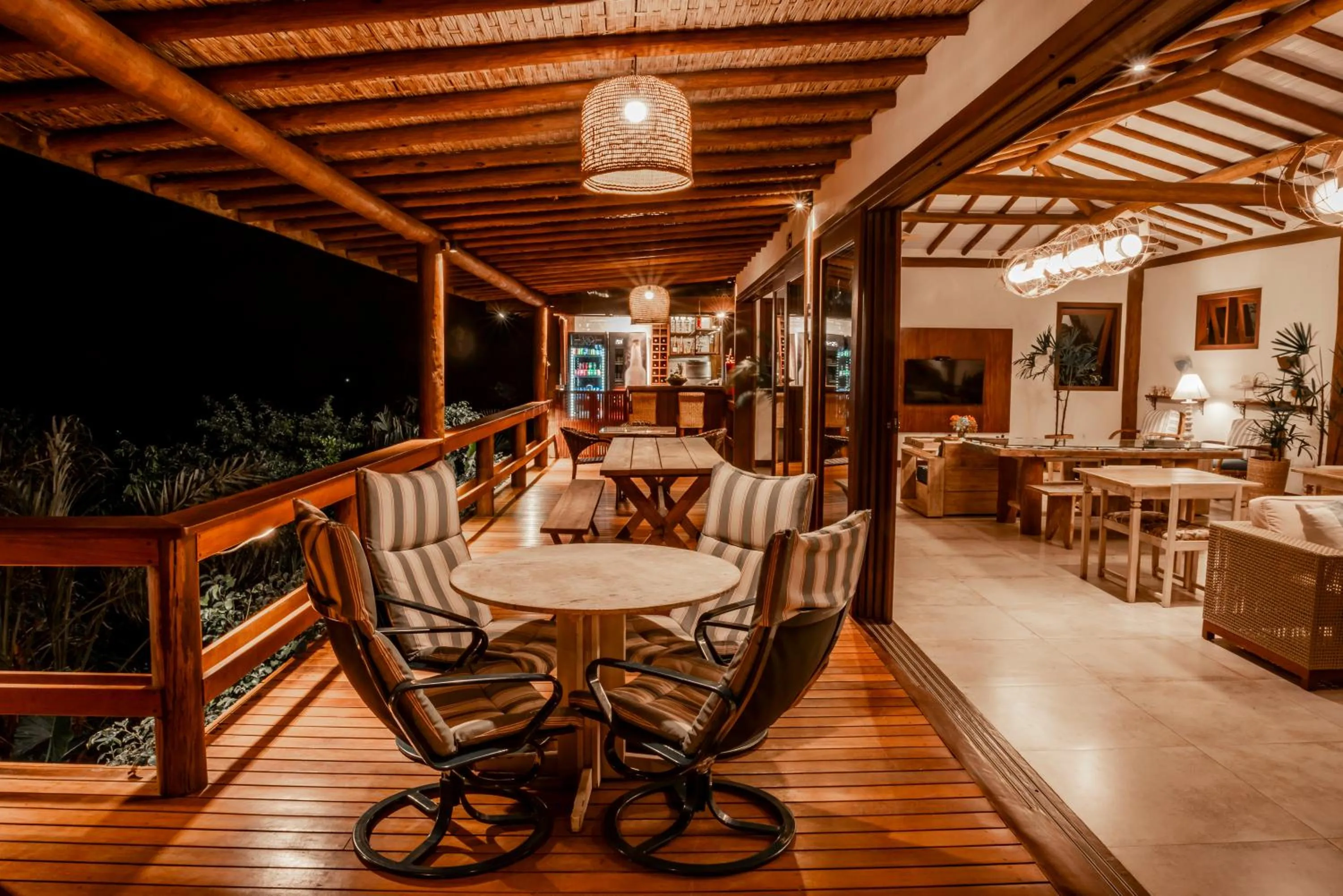 Communal lounge/ TV room in Manacá Pousada Parque