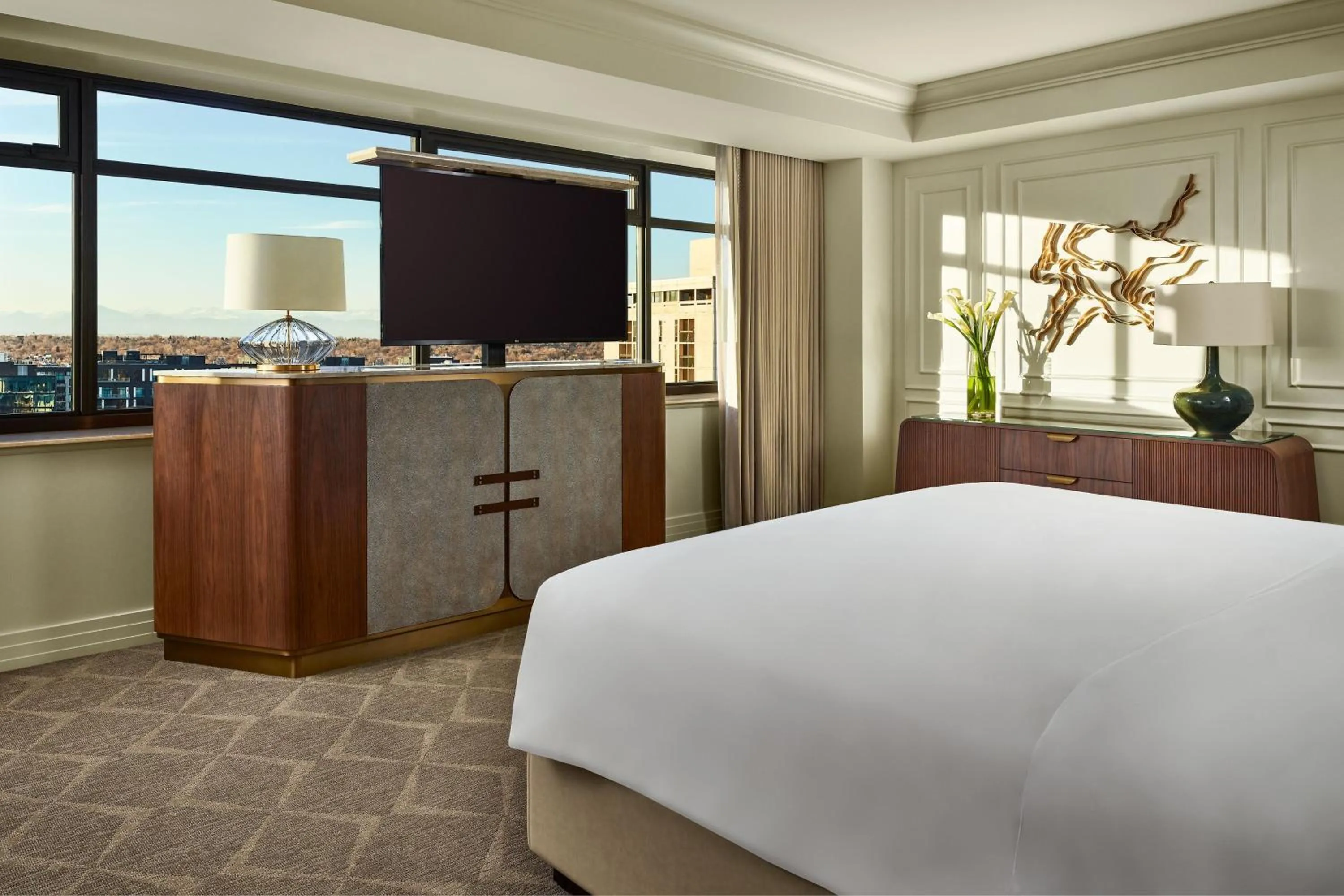 Bedroom, Bed in The Ritz-Carlton, Denver