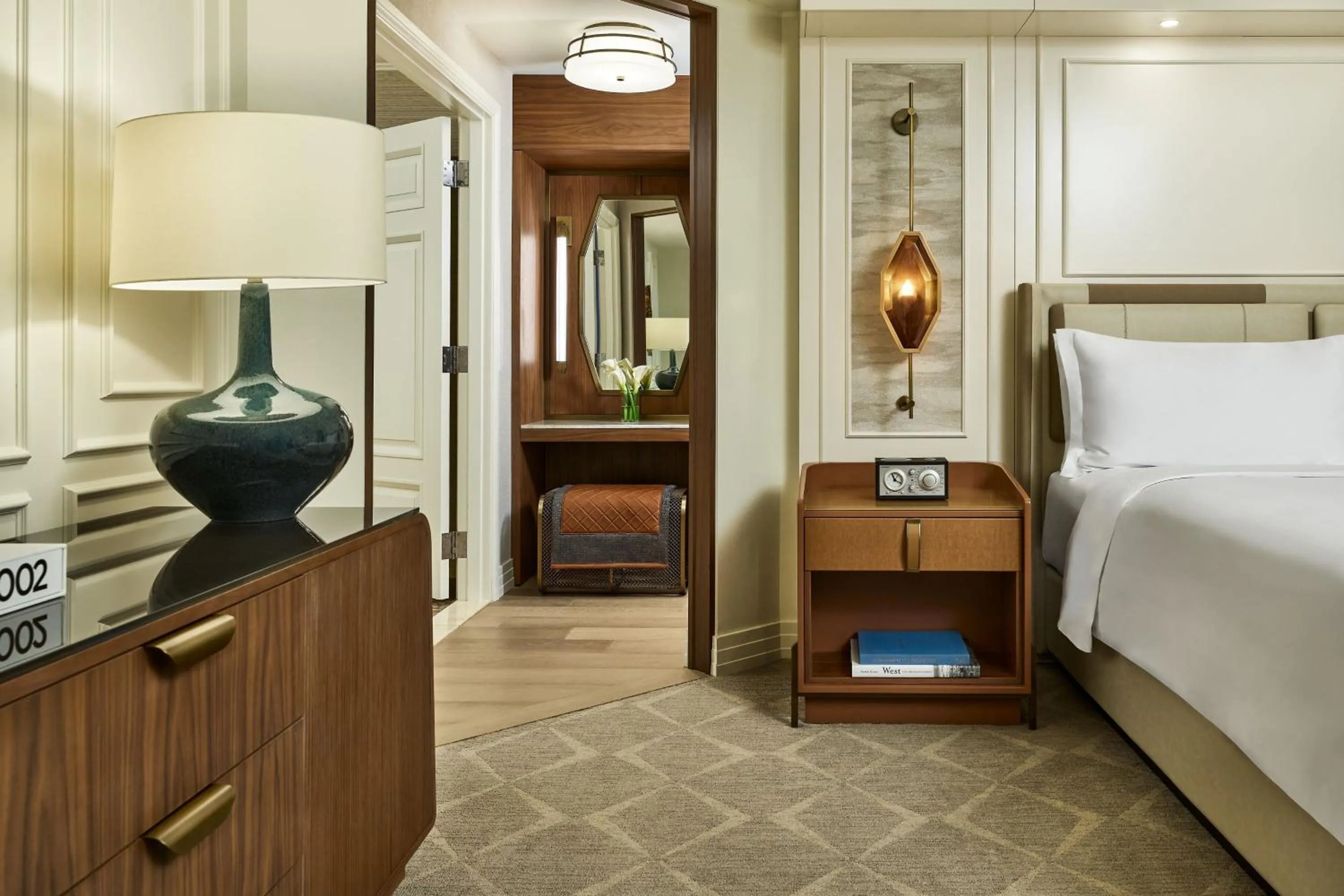 Bedroom, Bed in The Ritz-Carlton, Denver