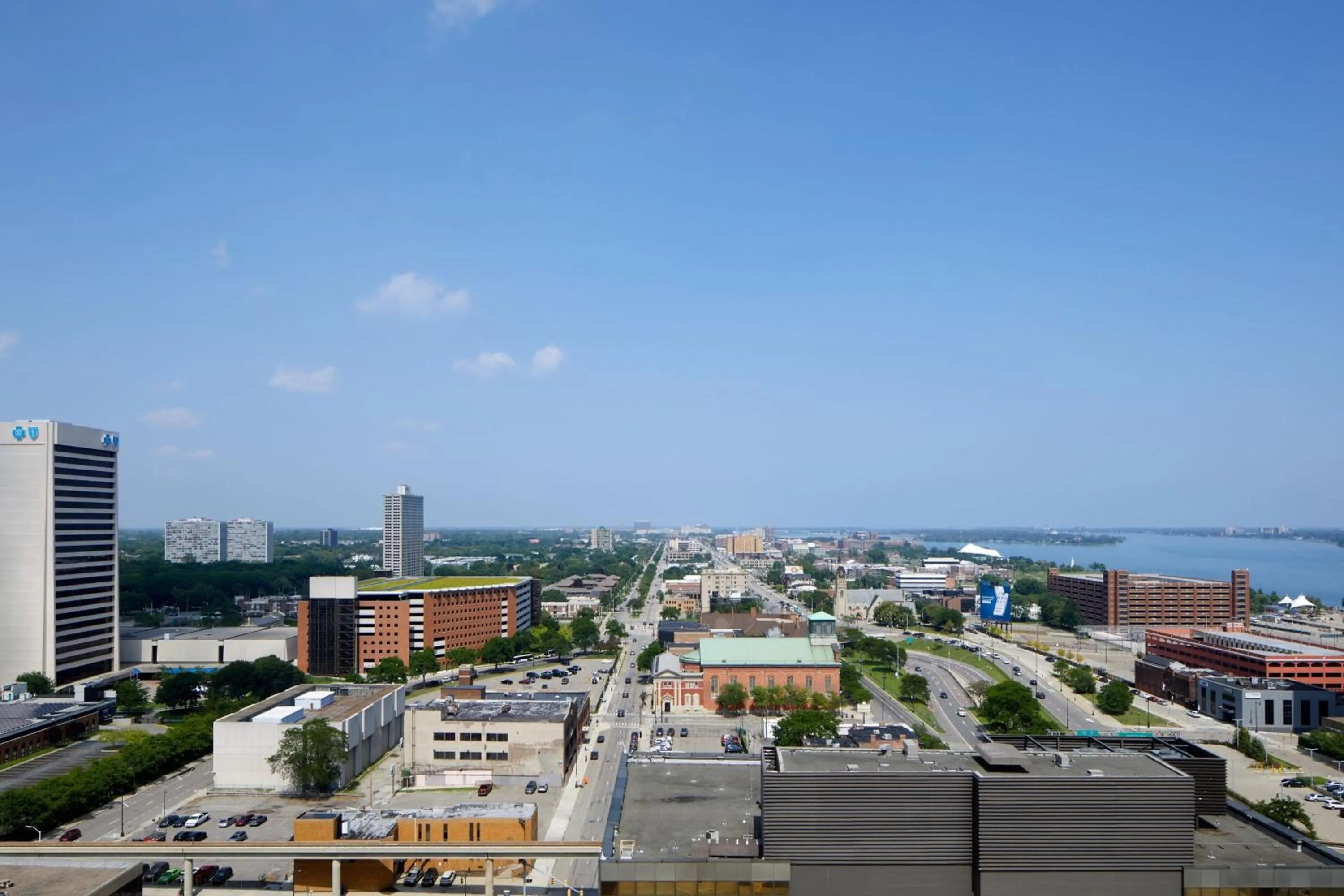 Photo of the whole room in Courtyard by Marriott Detroit Downtown