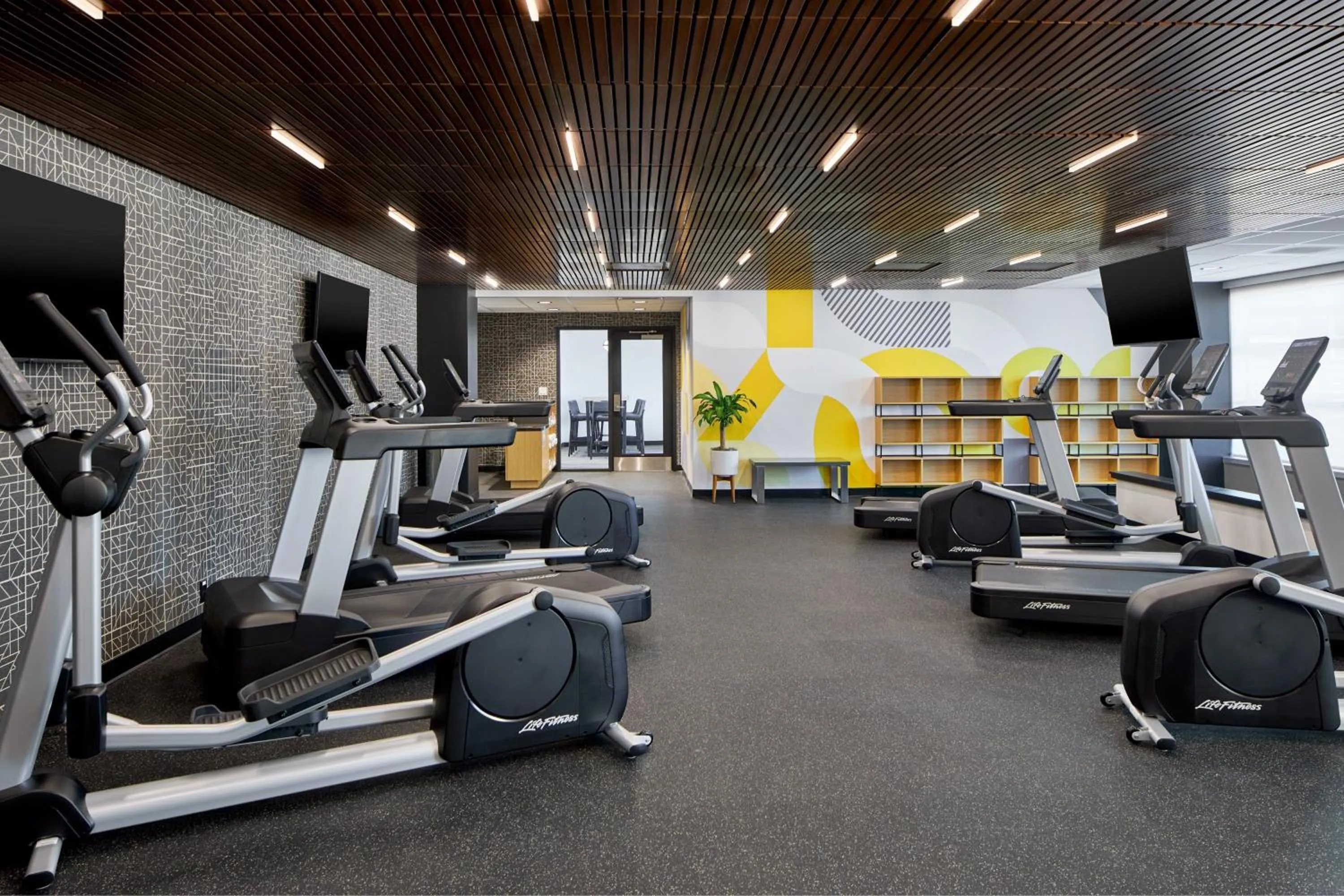 Fitness centre/facilities in Courtyard by Marriott Detroit Downtown