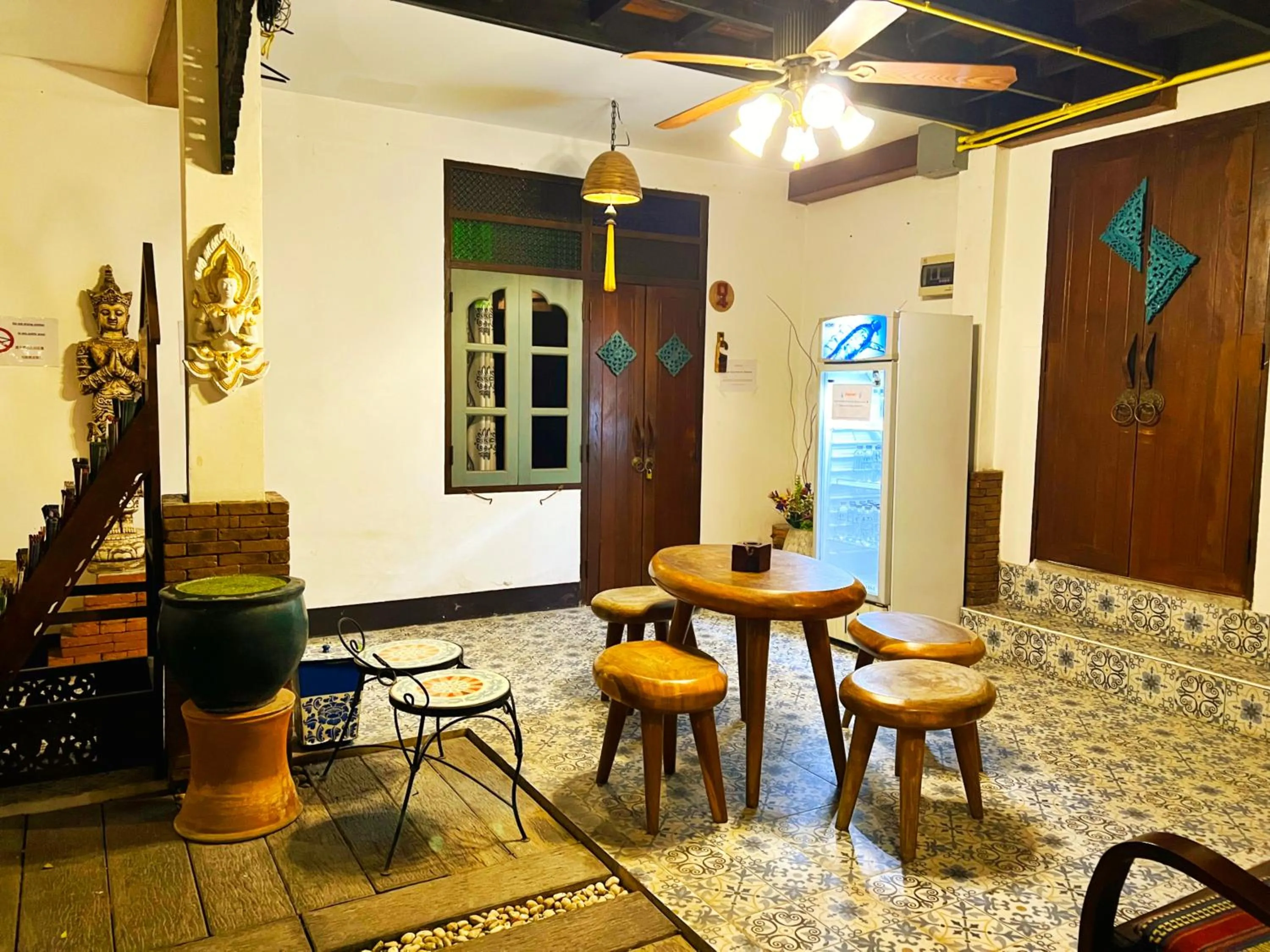 Seating area in Pao Come Boutique House