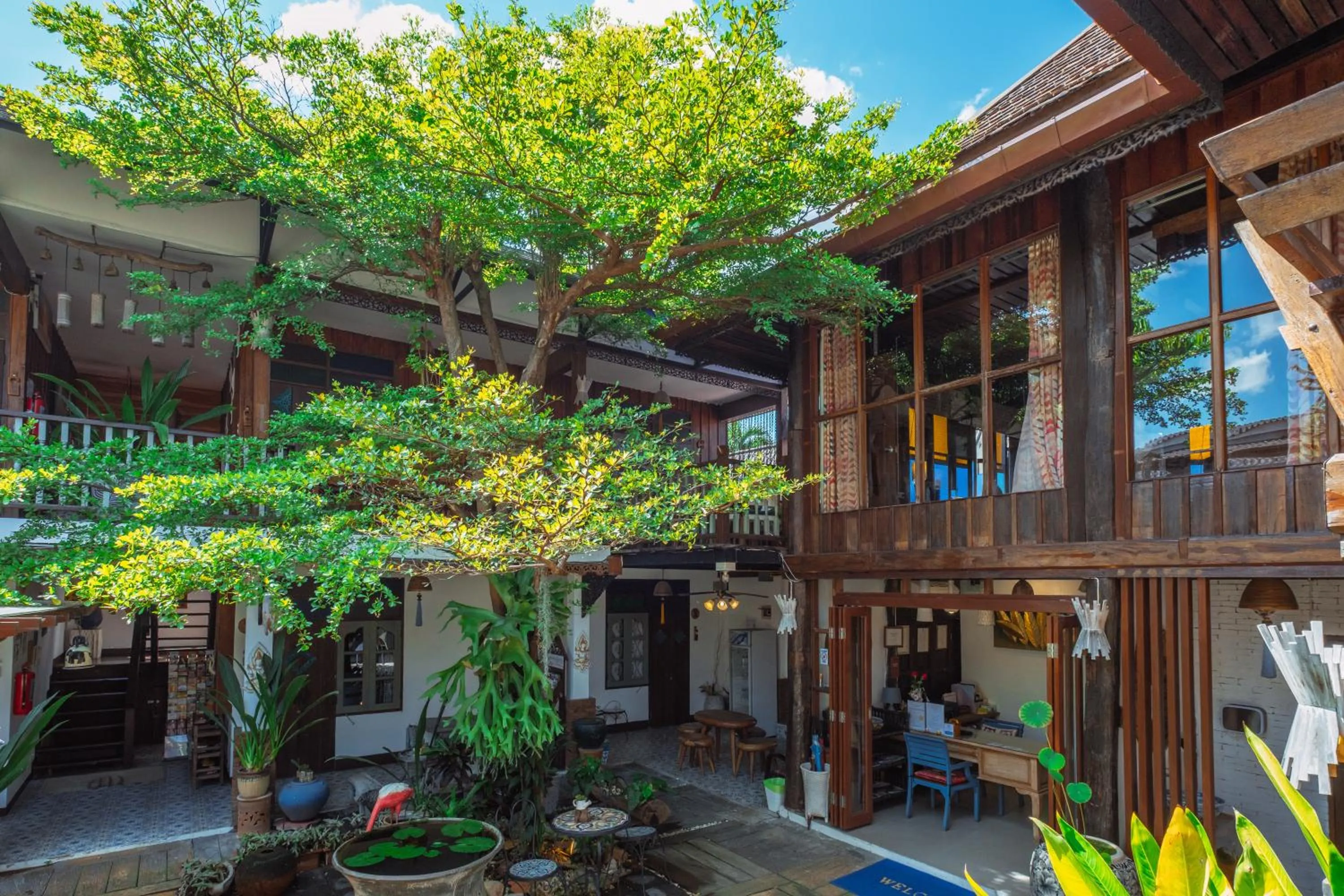 Property building in Pao Come Boutique House