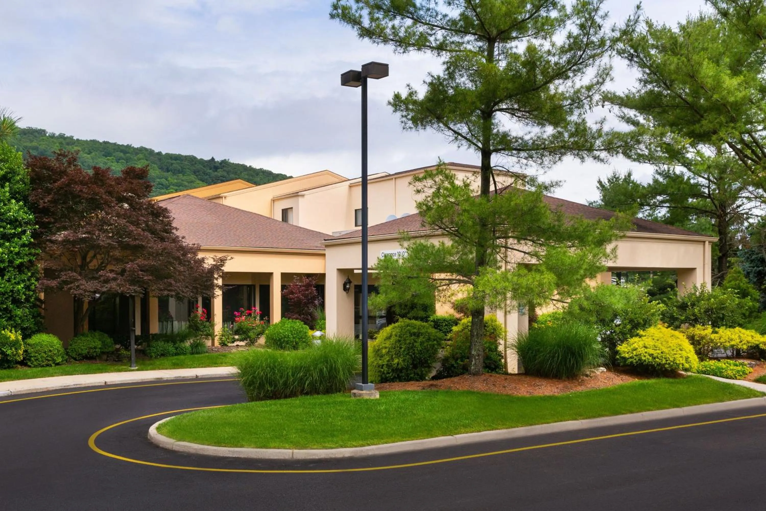 Property building in Courtyard by Marriott Mahwah