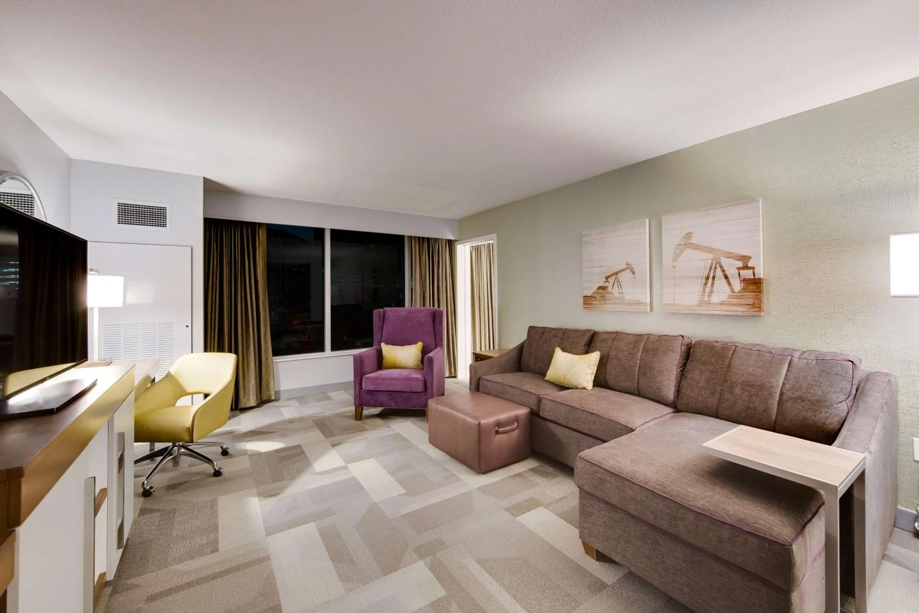 Bedroom in Hampton Inn & Suites Fort Worth Downtown