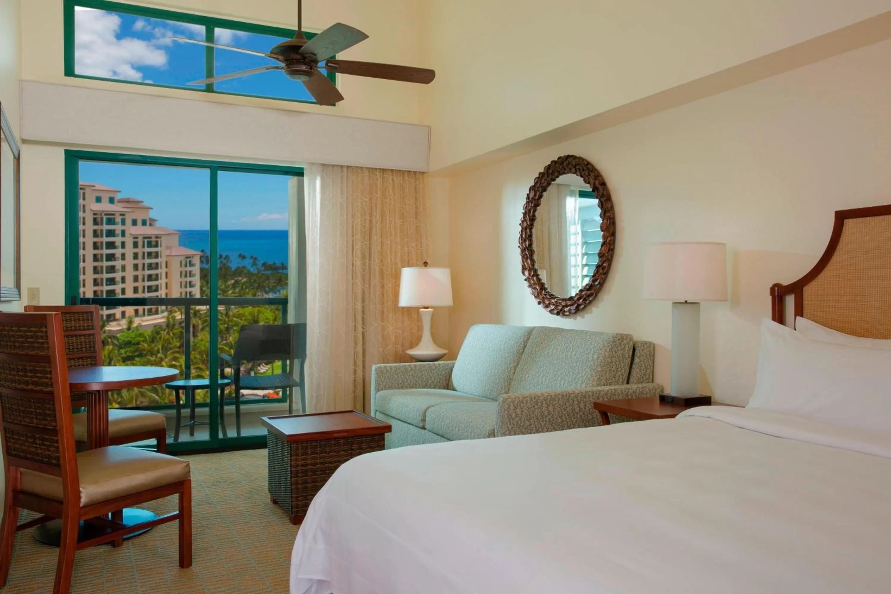 Bedroom, Bed in Marriott's Ko Olina Beach Club
