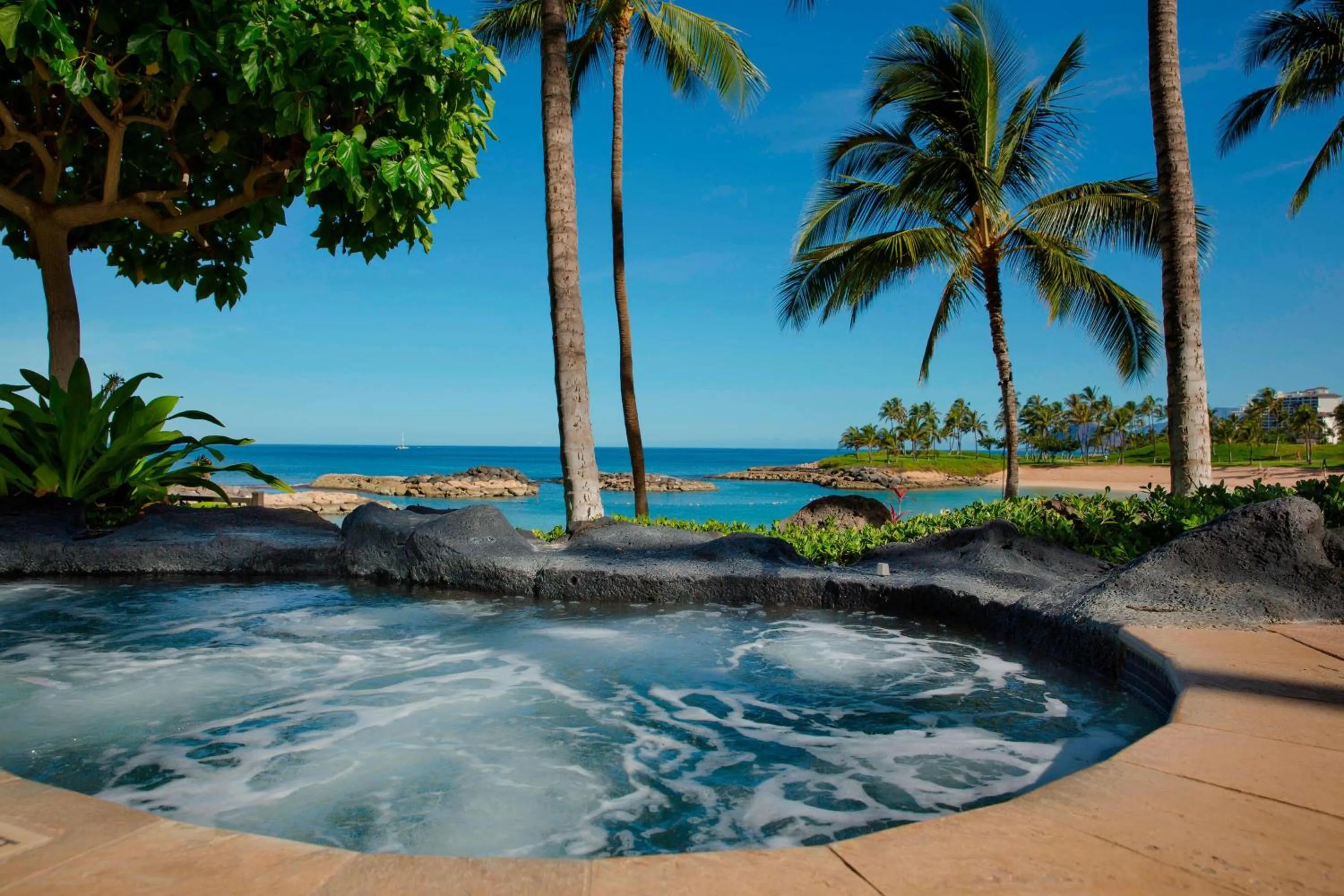 Swimming pool in Marriott's Ko Olina Beach Club