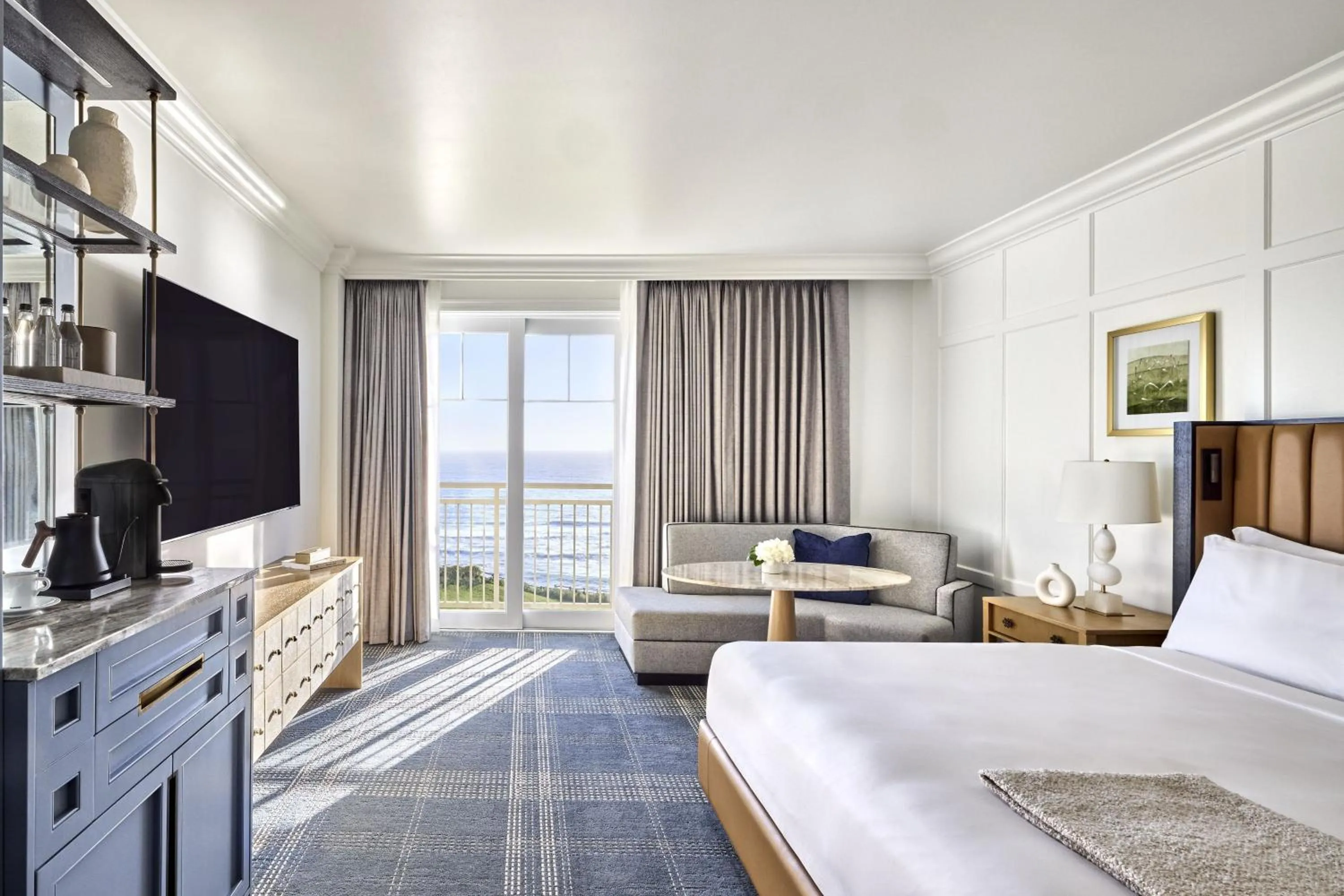 Photo of the whole room, Bed in The Ritz-Carlton, Half Moon Bay