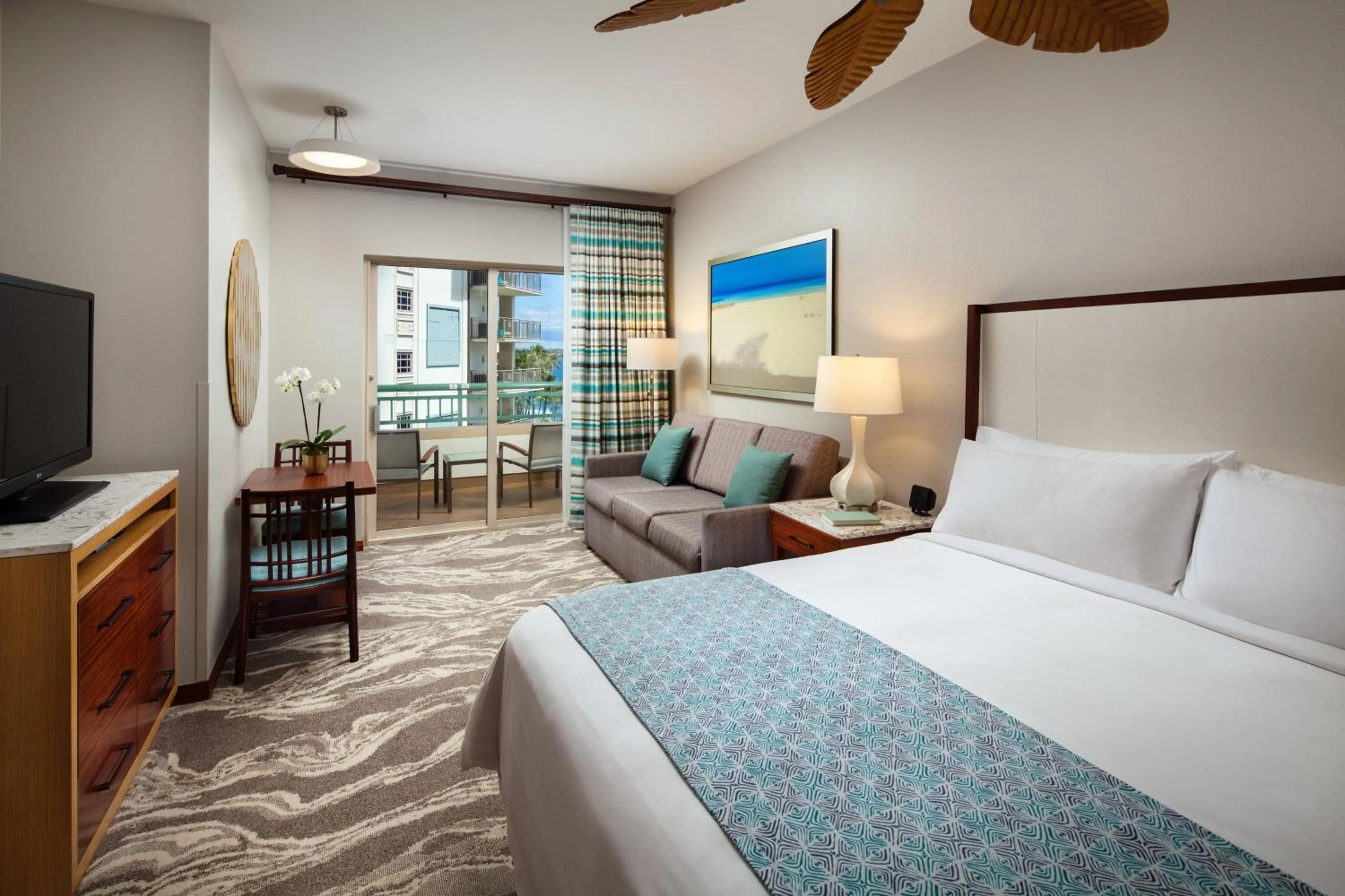 Photo of the whole room, Bed in Marriott's Maui Ocean Club - Lahaina & Napili Towers