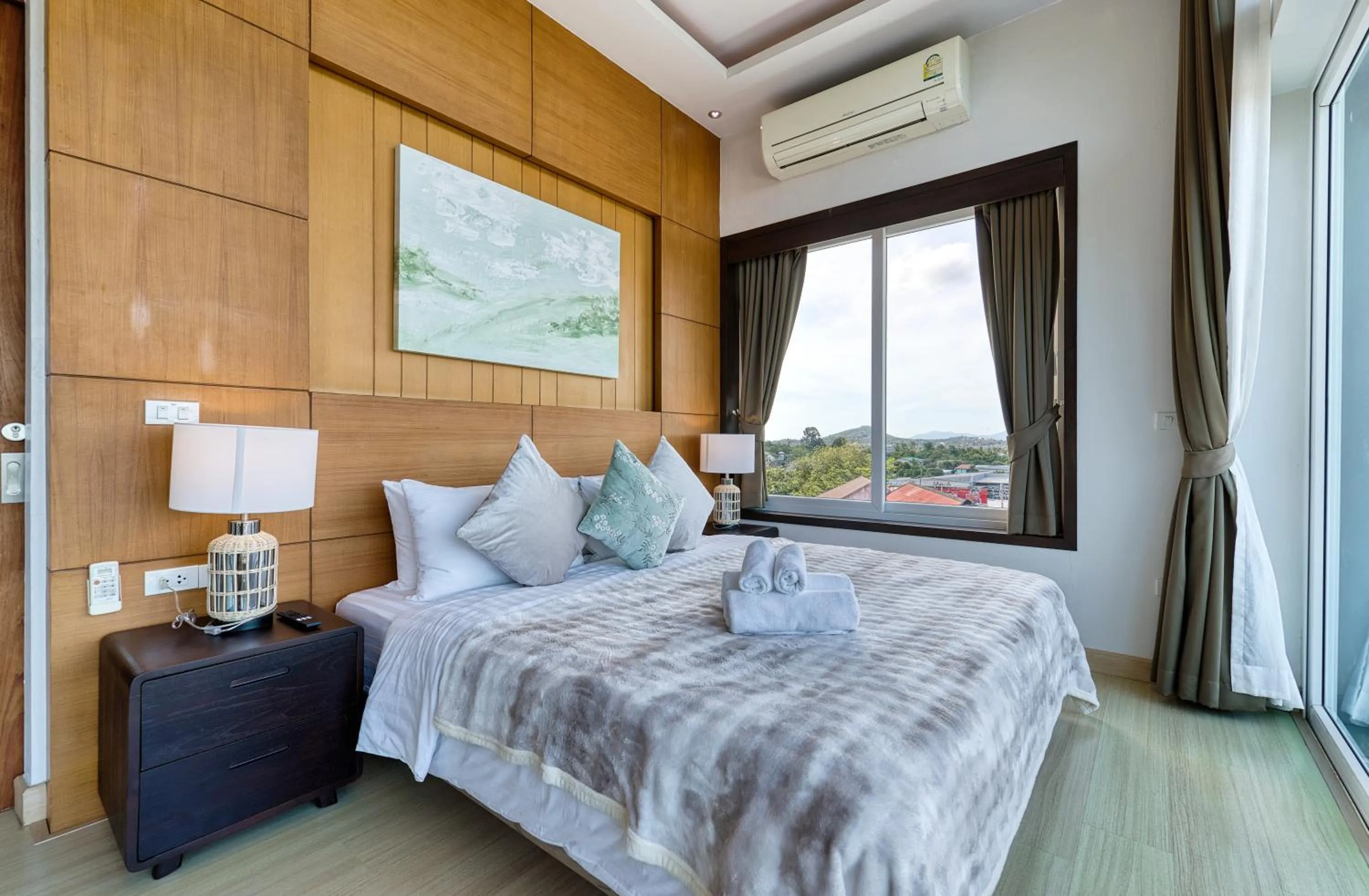 Bed in Surisa Seaview Pool Villas