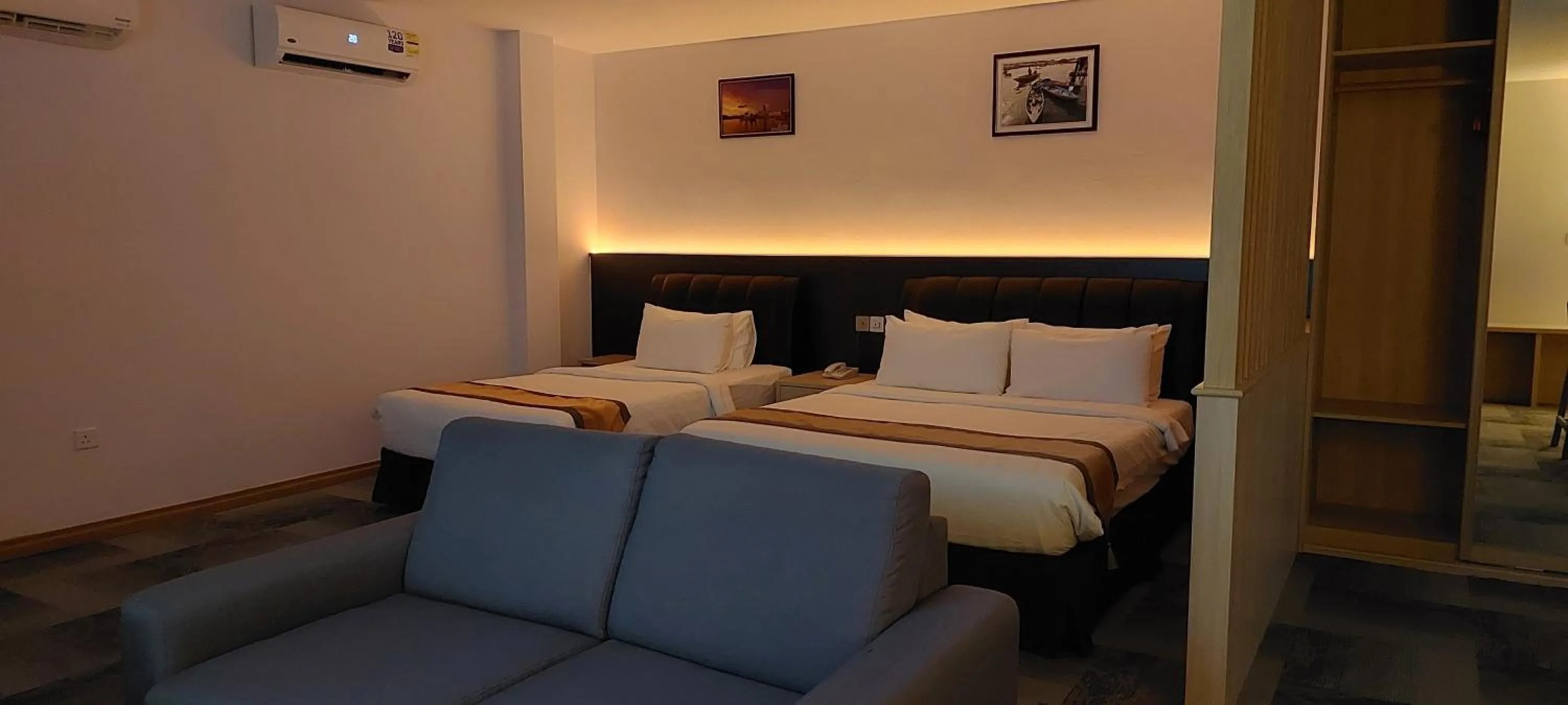 Bed in Al Afiah Hotel